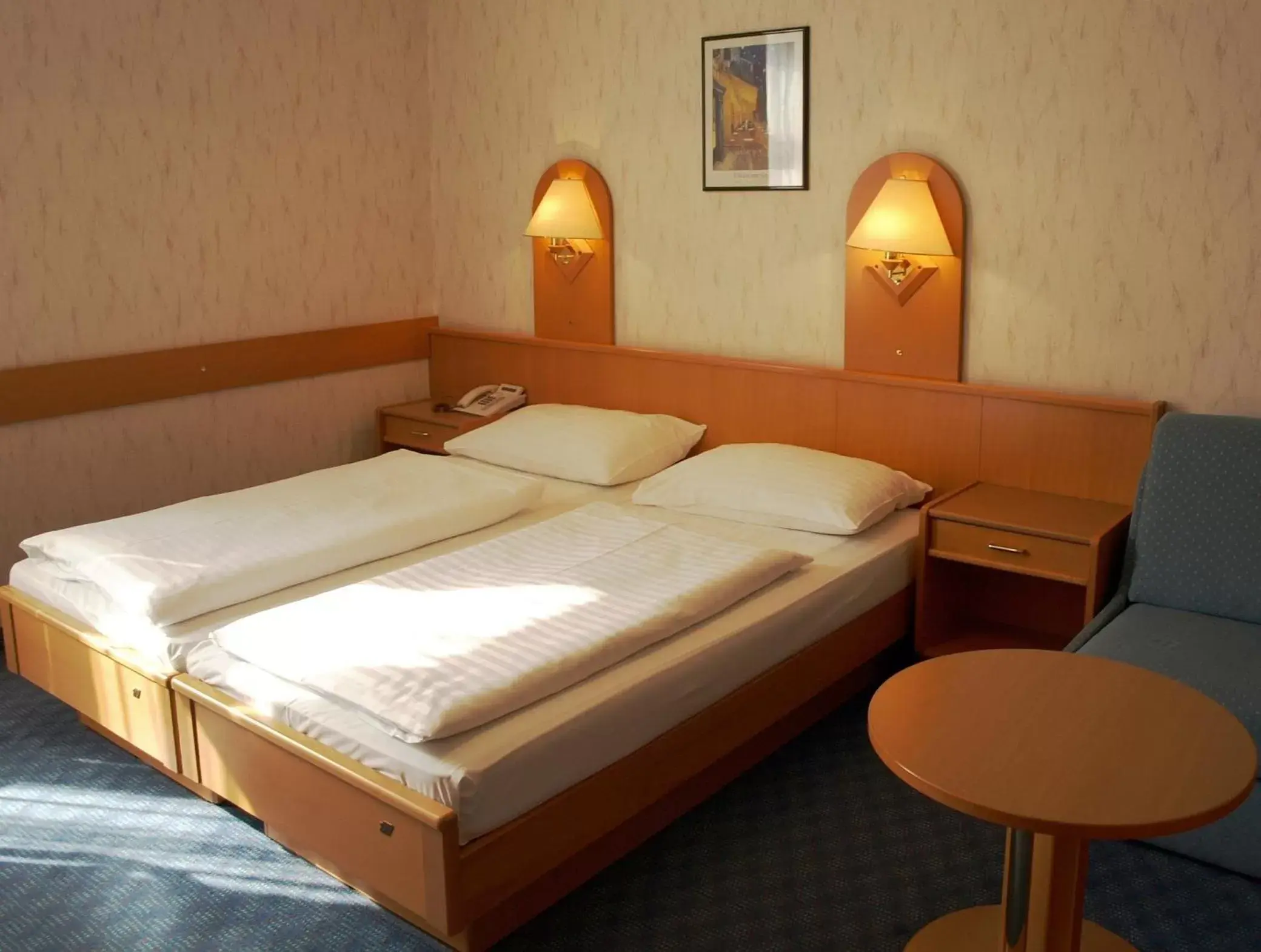 Bed in Hotel Admiral