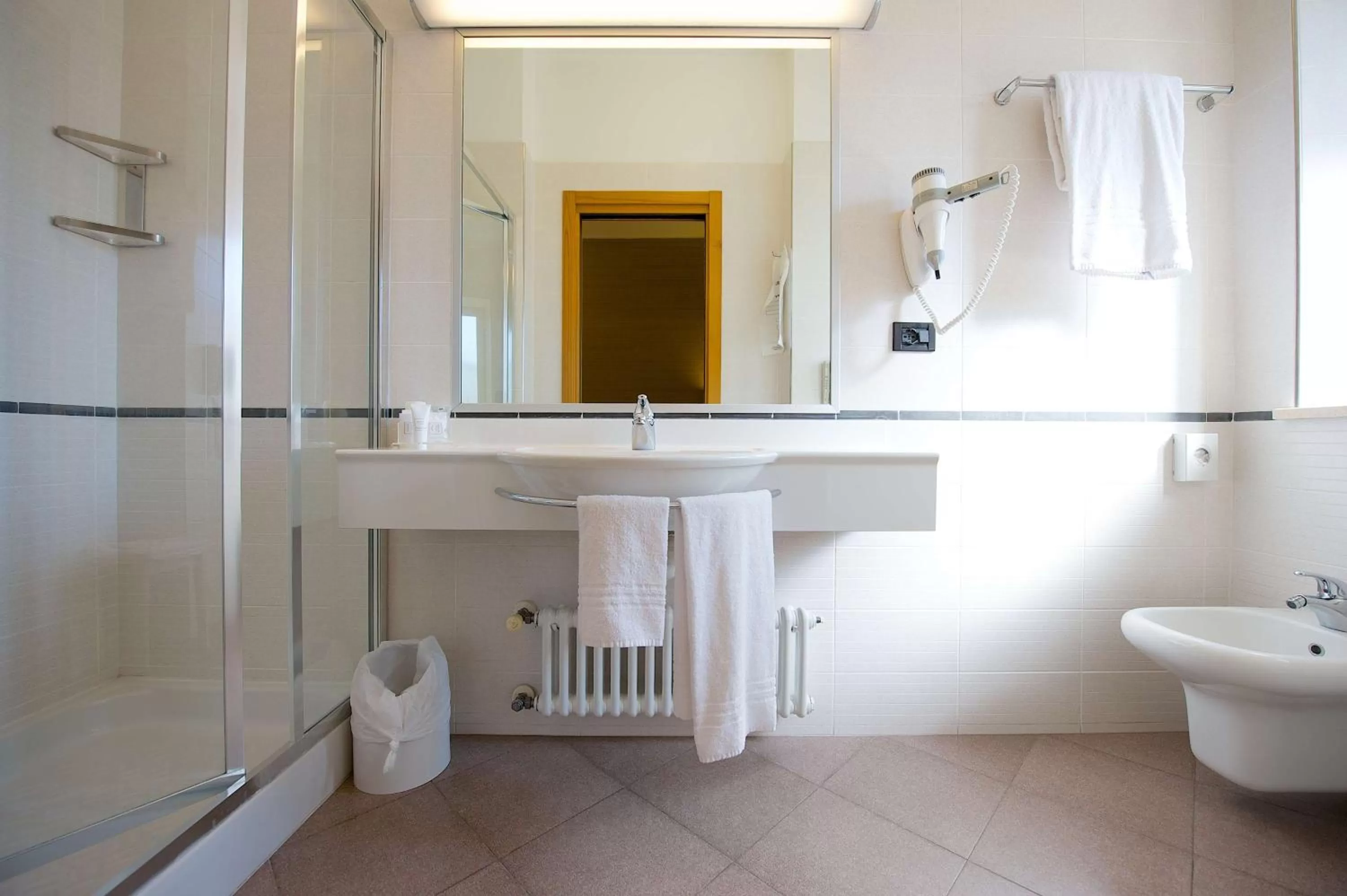 Bathroom in Best Western Hotel Luxor