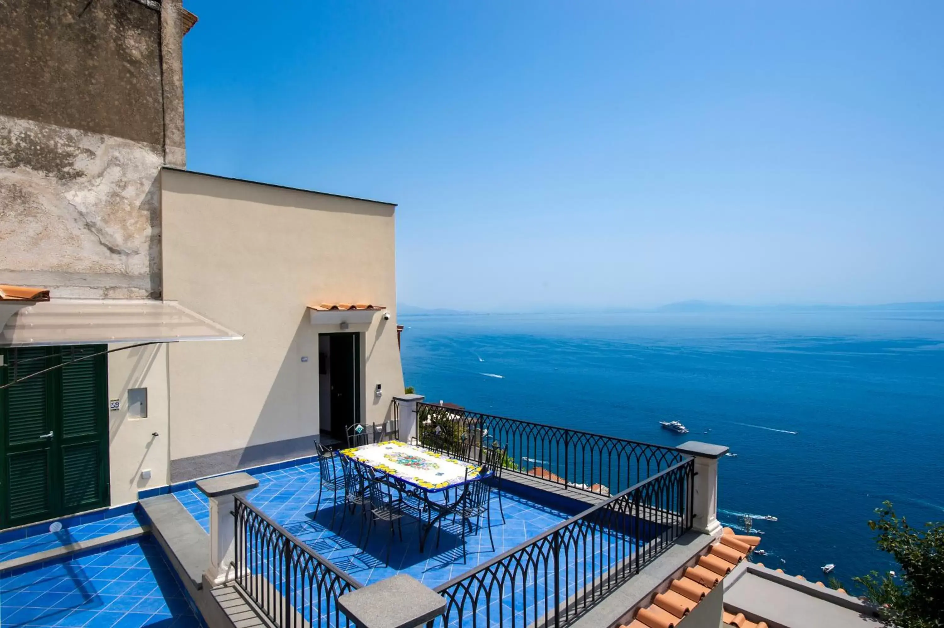 Balcony/Terrace, Pool View in Villa Foglia Amalfi