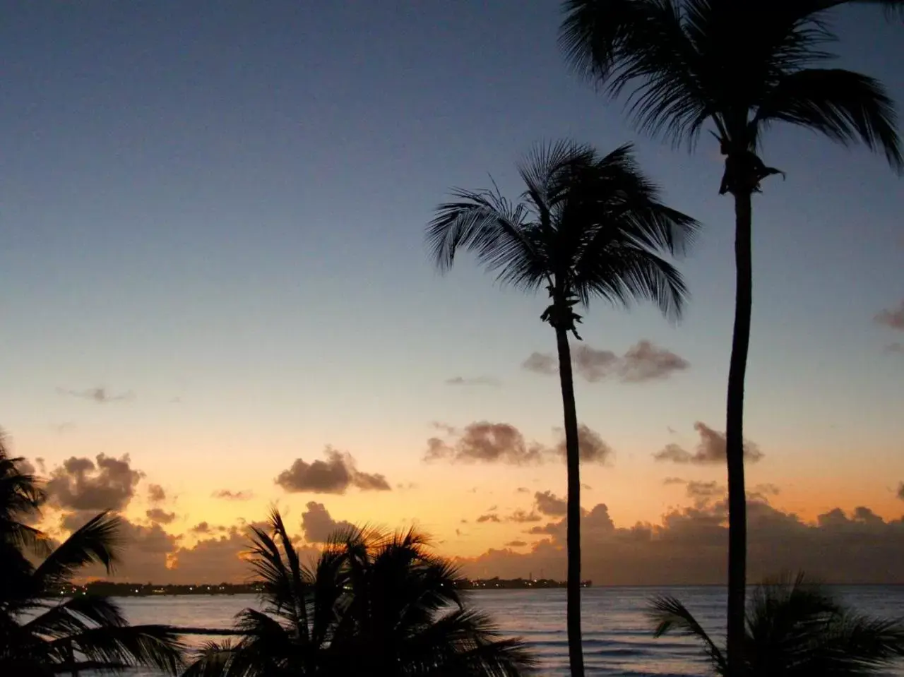 Sunrise in Dover Beach Hotel