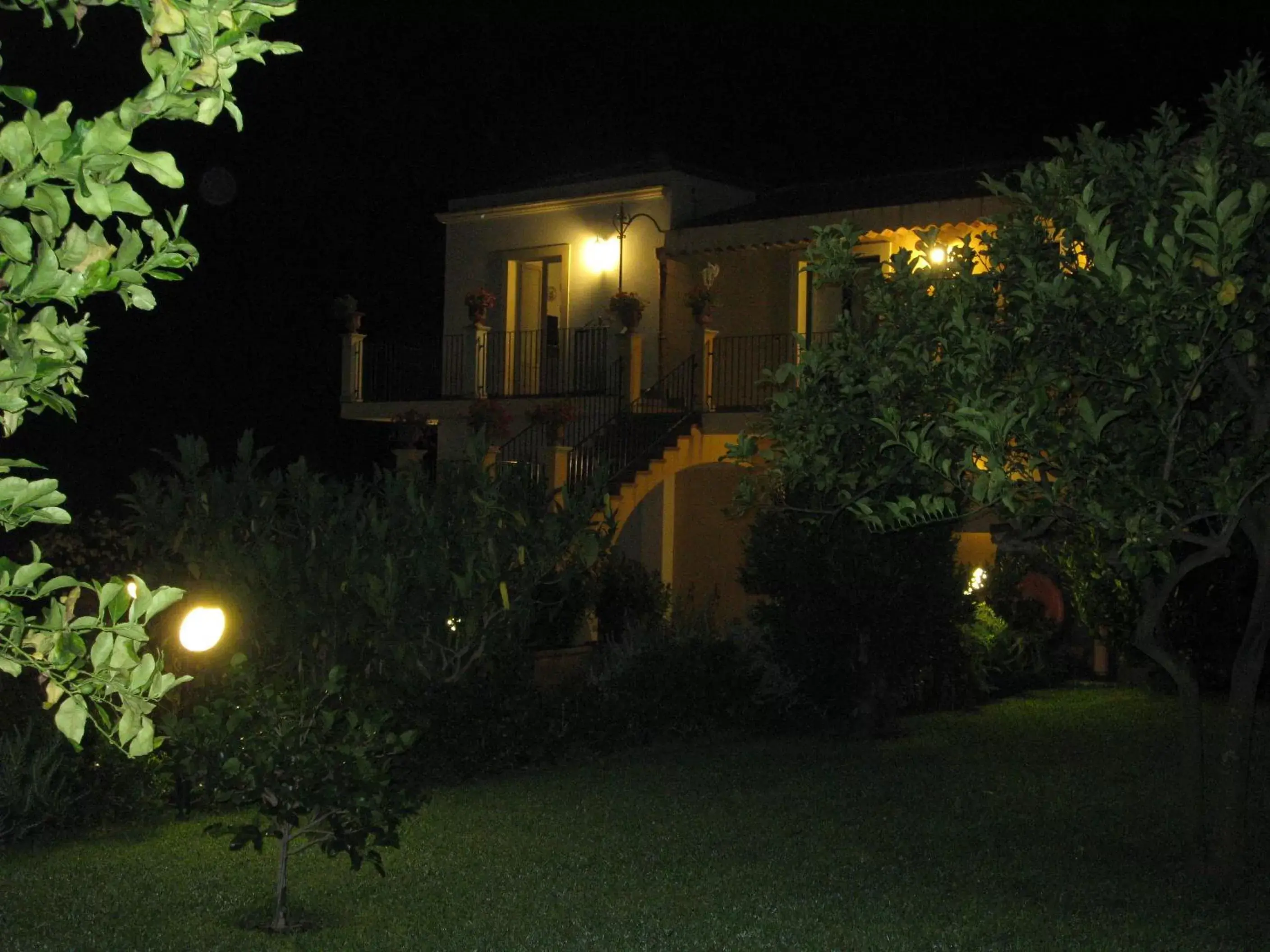 Night, Property Building in Torre Archirafi Resort