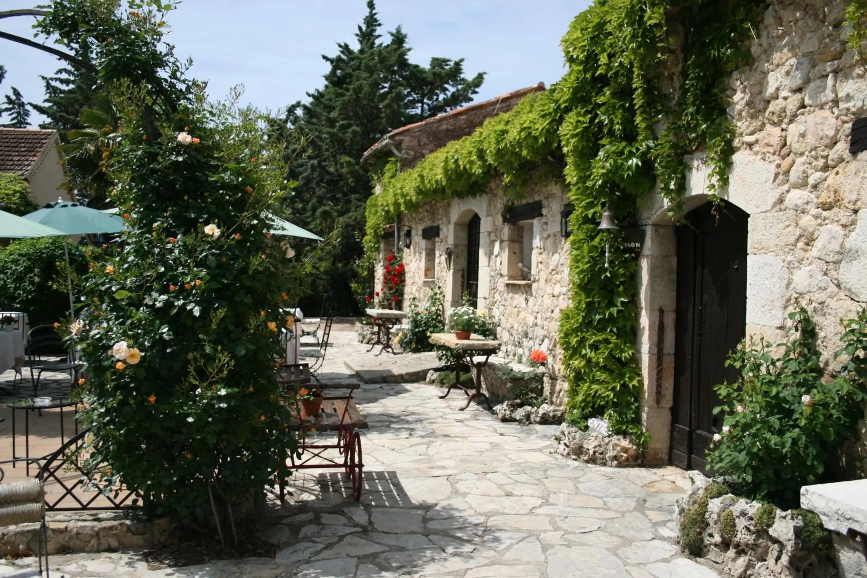 Property Building in Hotel-Restaurant Le Moulin De La Camandoule