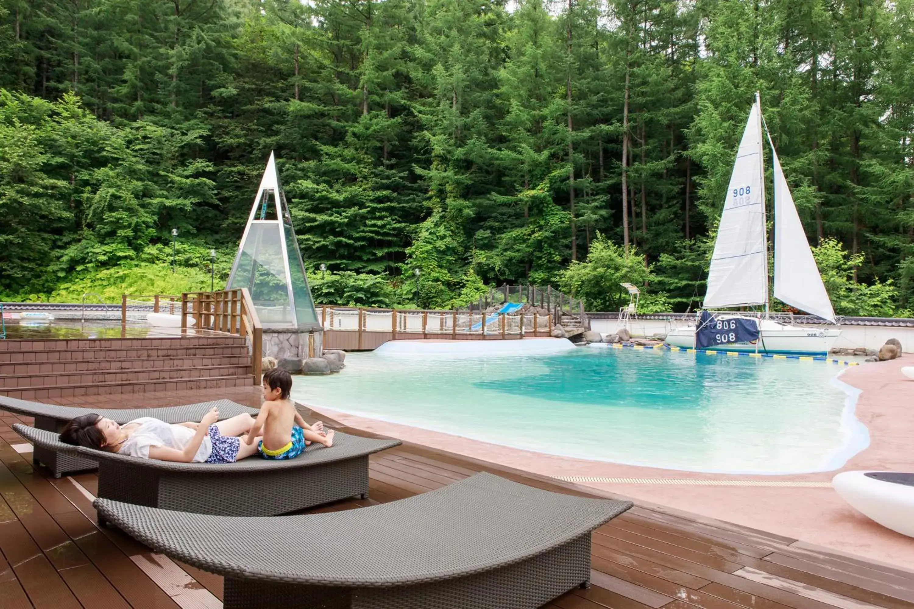 Swimming Pool in Kitayuzawa Mori no Soraniwa