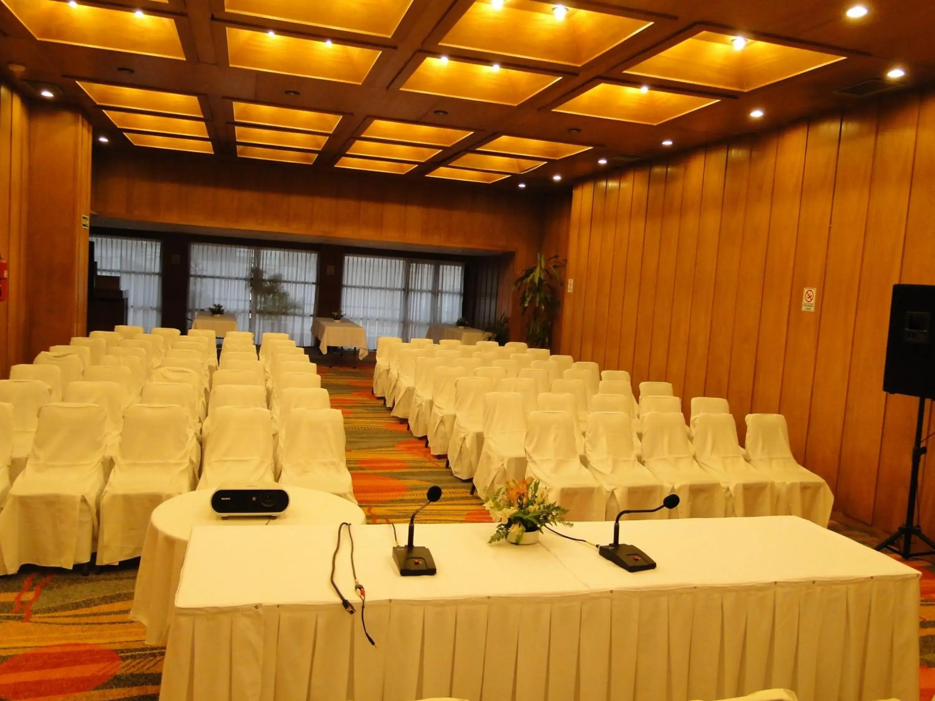 Meeting/conference room in Hotel Rayentray Trelew
