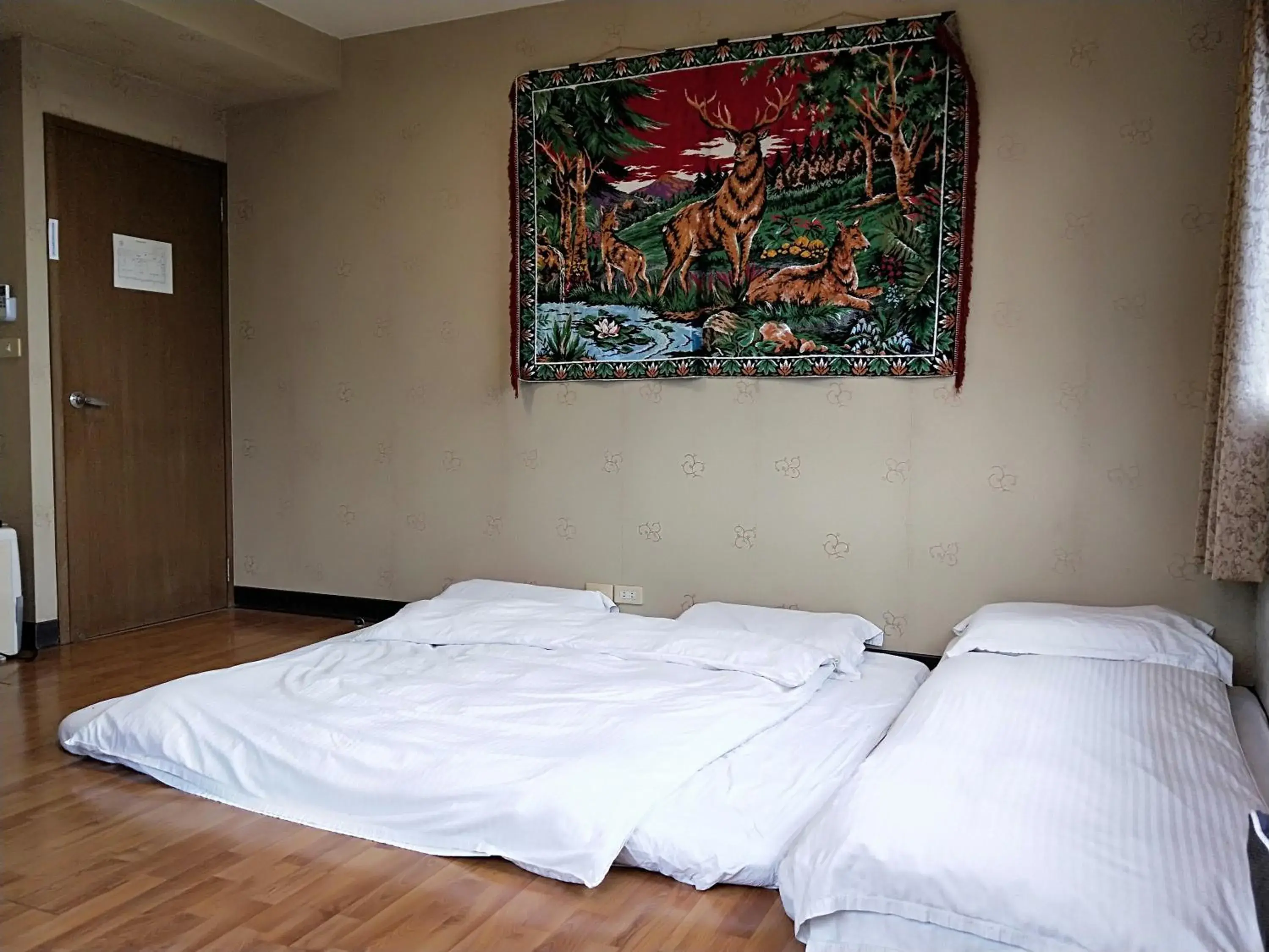 Photo of the whole room, Bed in Levite Villa