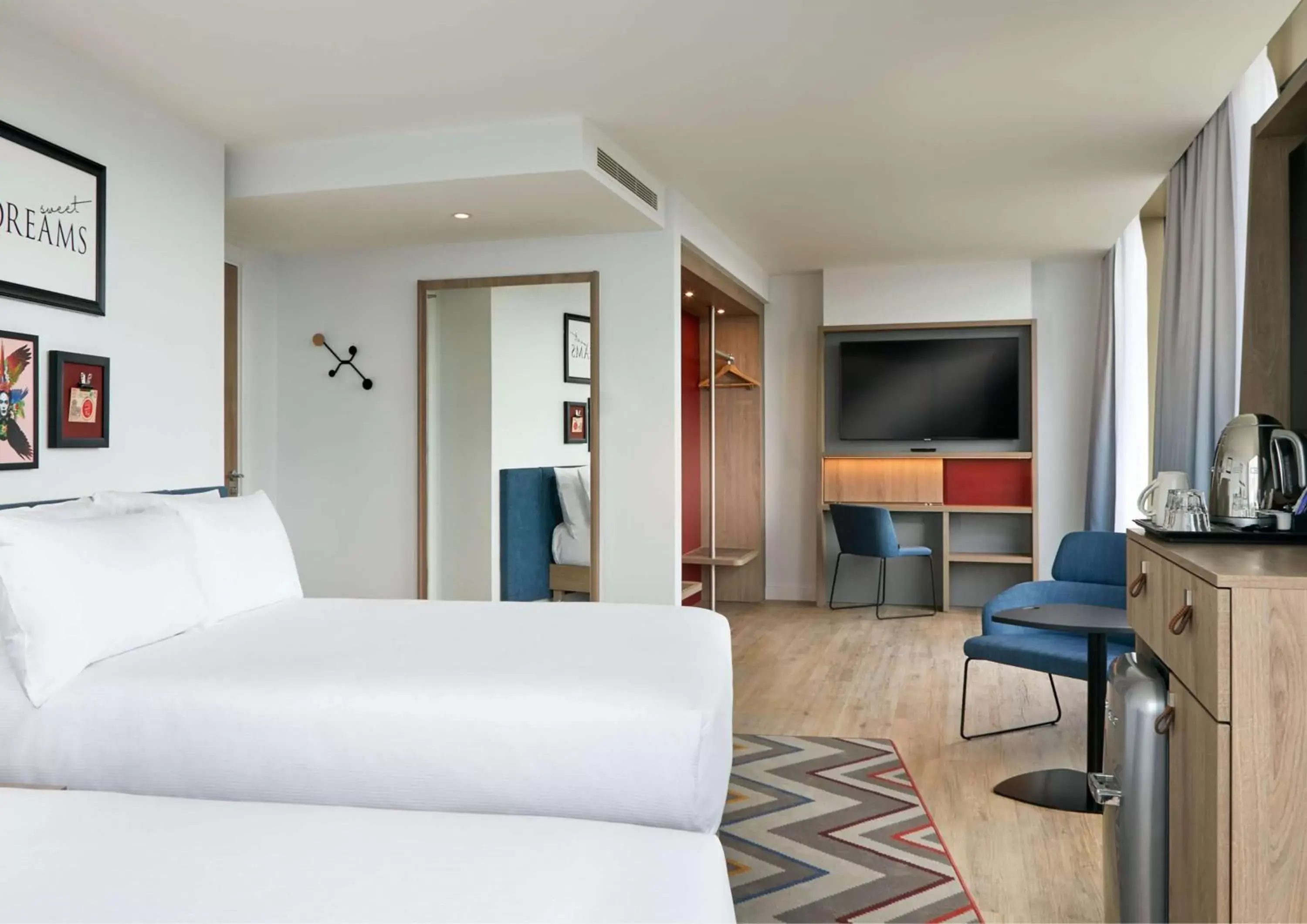 Bedroom, Bed in Hampton By Hilton Dublin City Centre