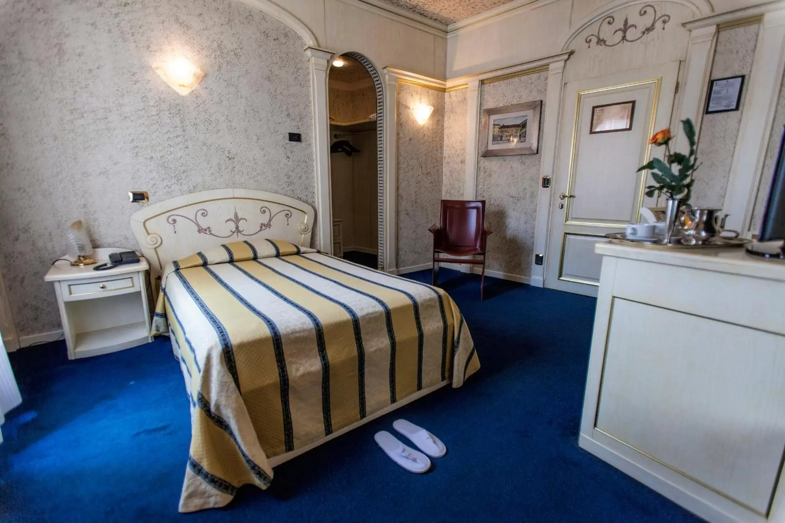 Single Room in Hotel Colomba d'Oro