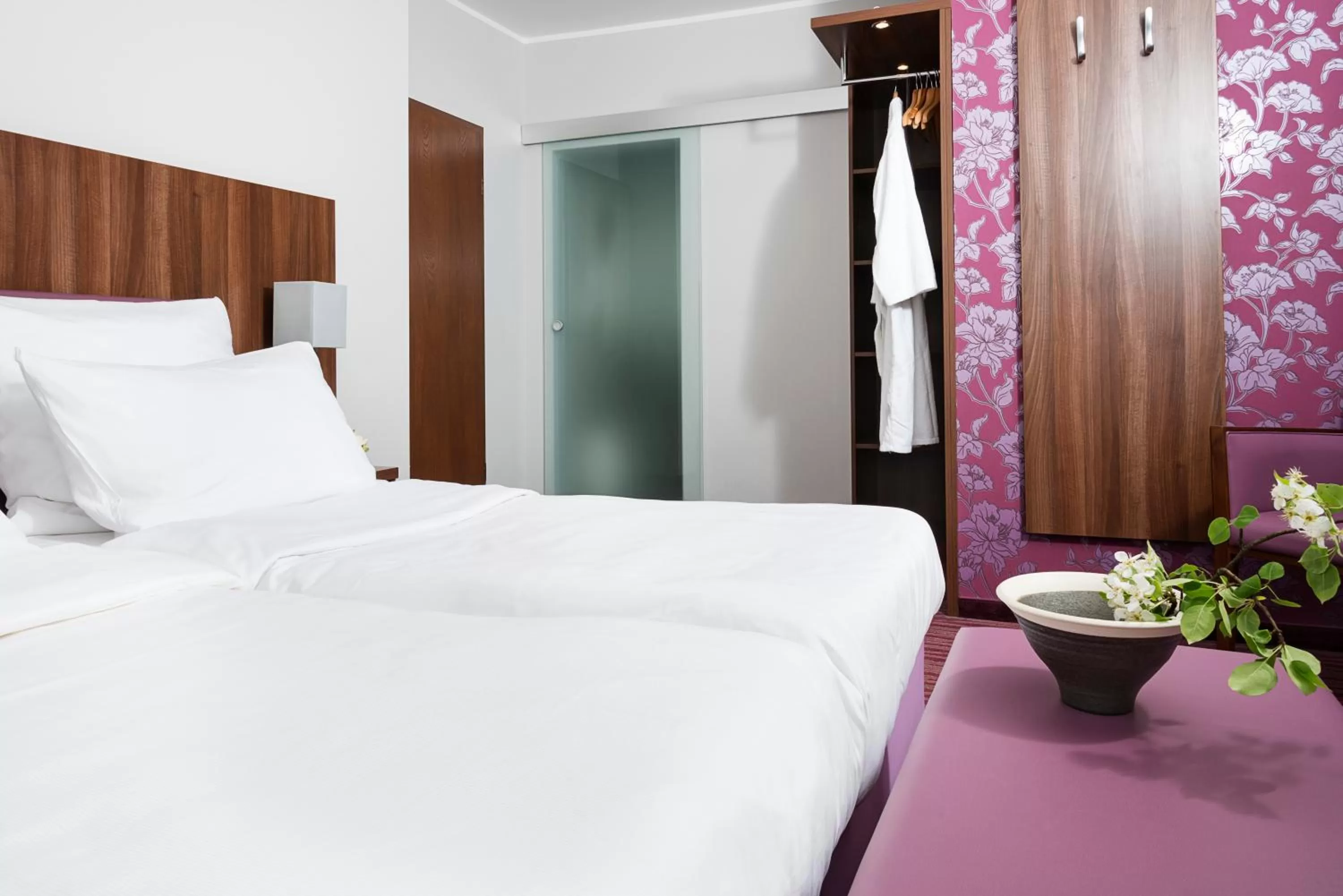 Photo of the whole room, Bed in AKZENT Hotel Laupheimer Hof