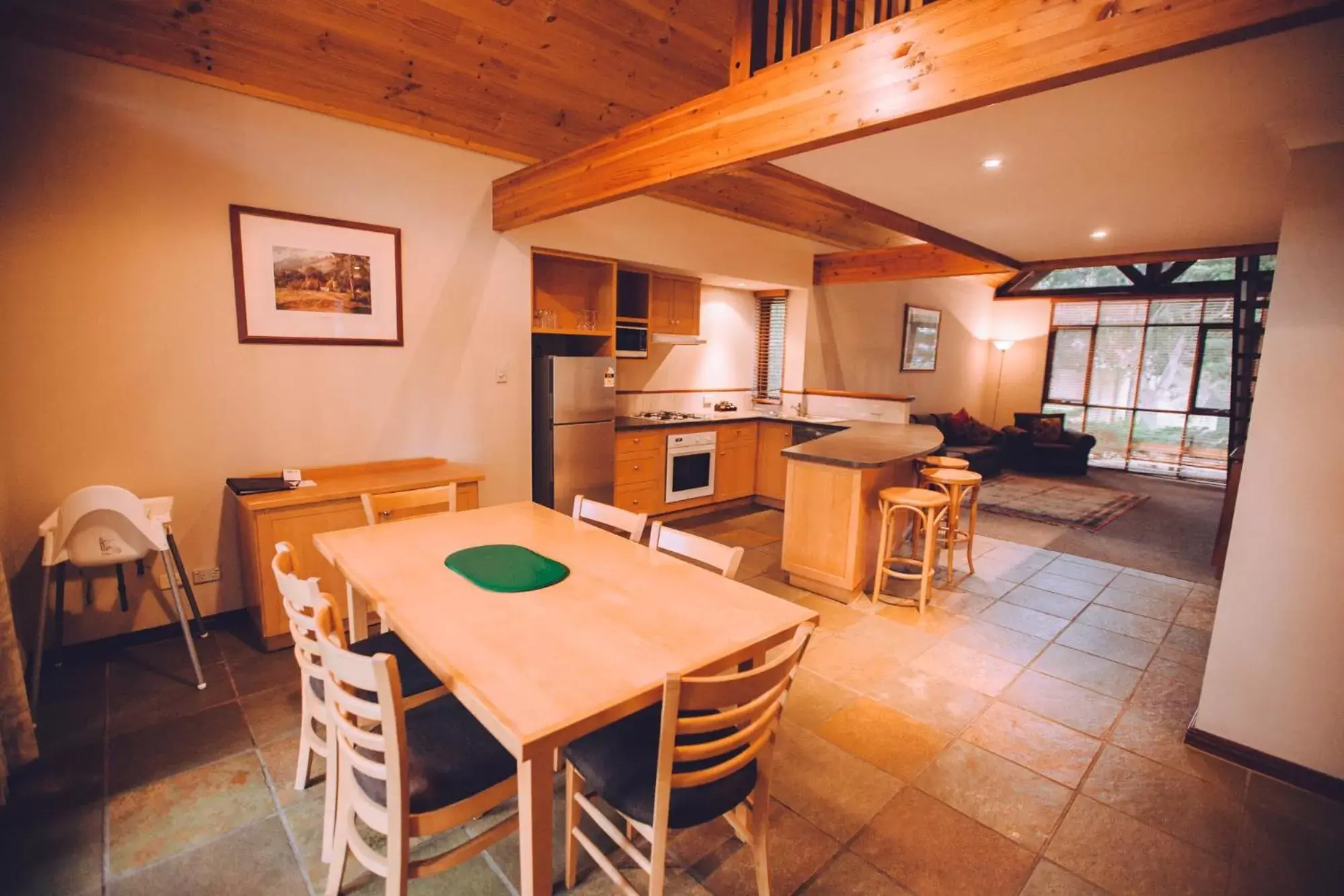 Dining Area in Margaret River Resort