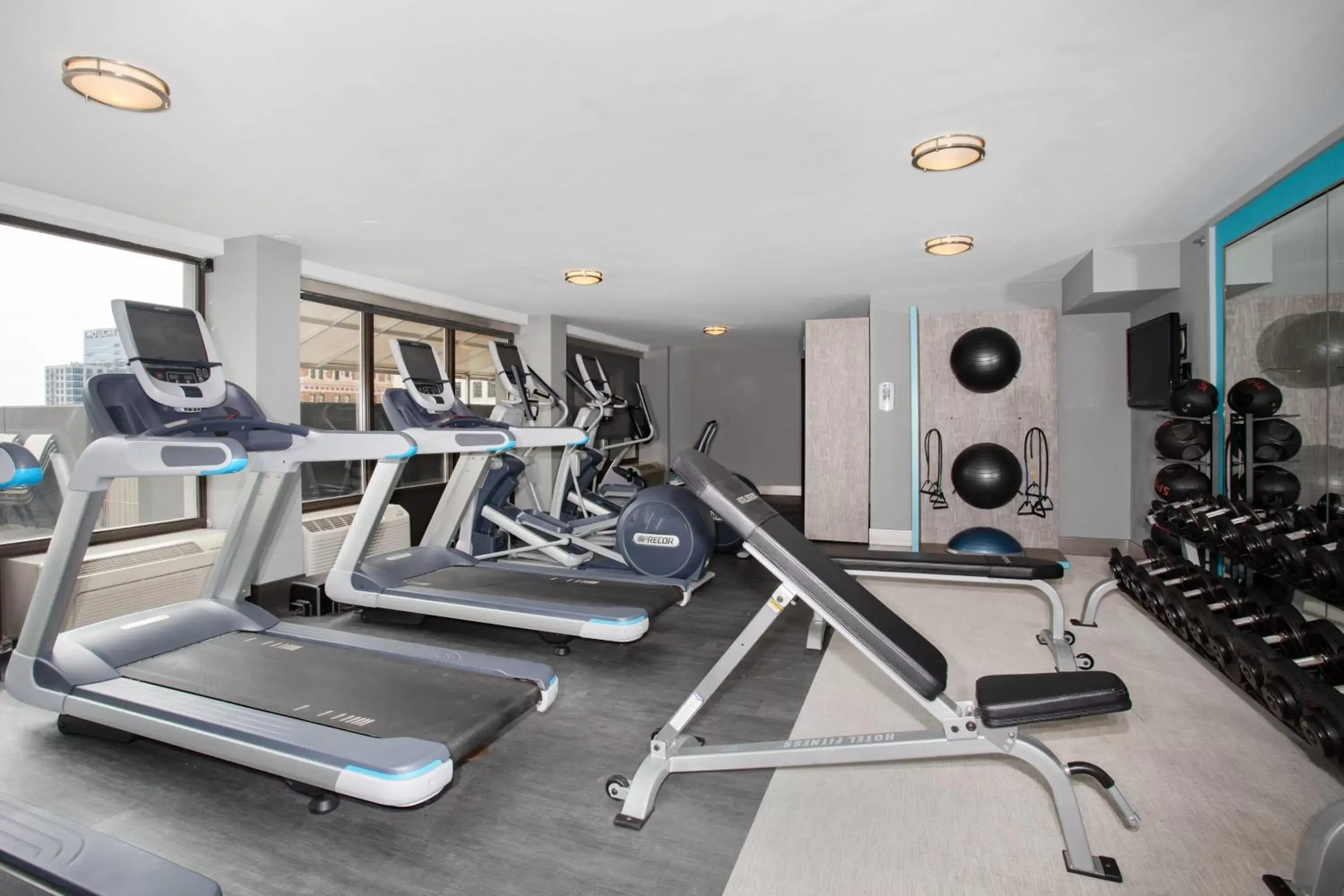 Fitness centre/facilities in Crowne Plaza Kansas City Downtown by IHG Fitness centre/facilities in Crowne Plaza Kansas City Downtown by IHG