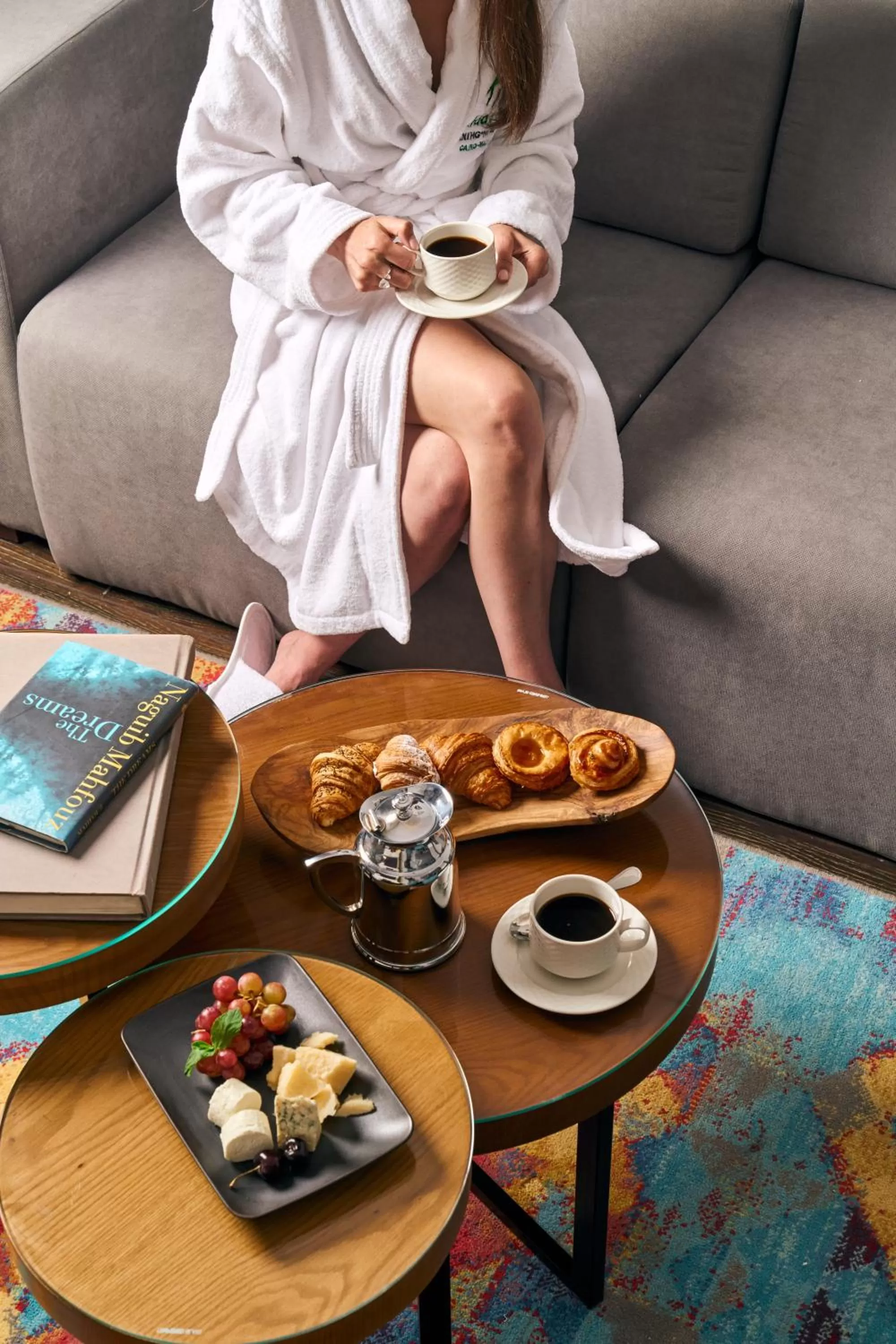 Living room in Holiday Inn & Suites - Cairo Maadi by IHG