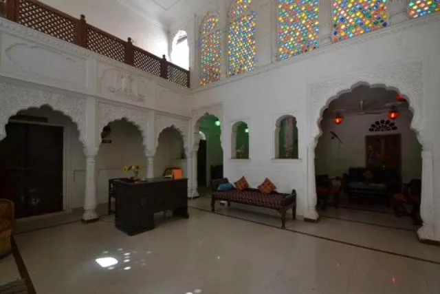 Decorative detail in Rawla Mrignayani Palace