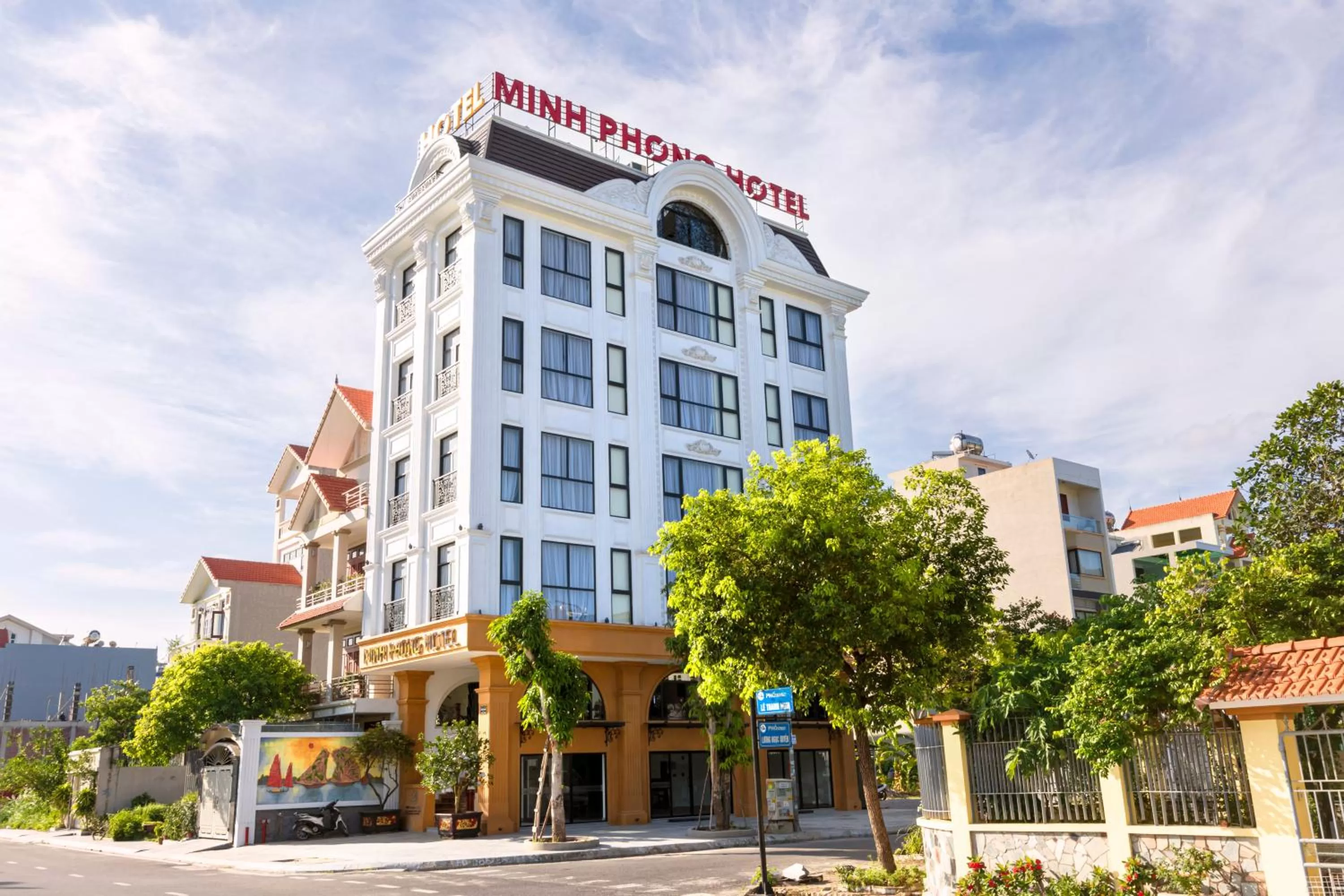 Property building in Minh Phong Hotel Ha Long