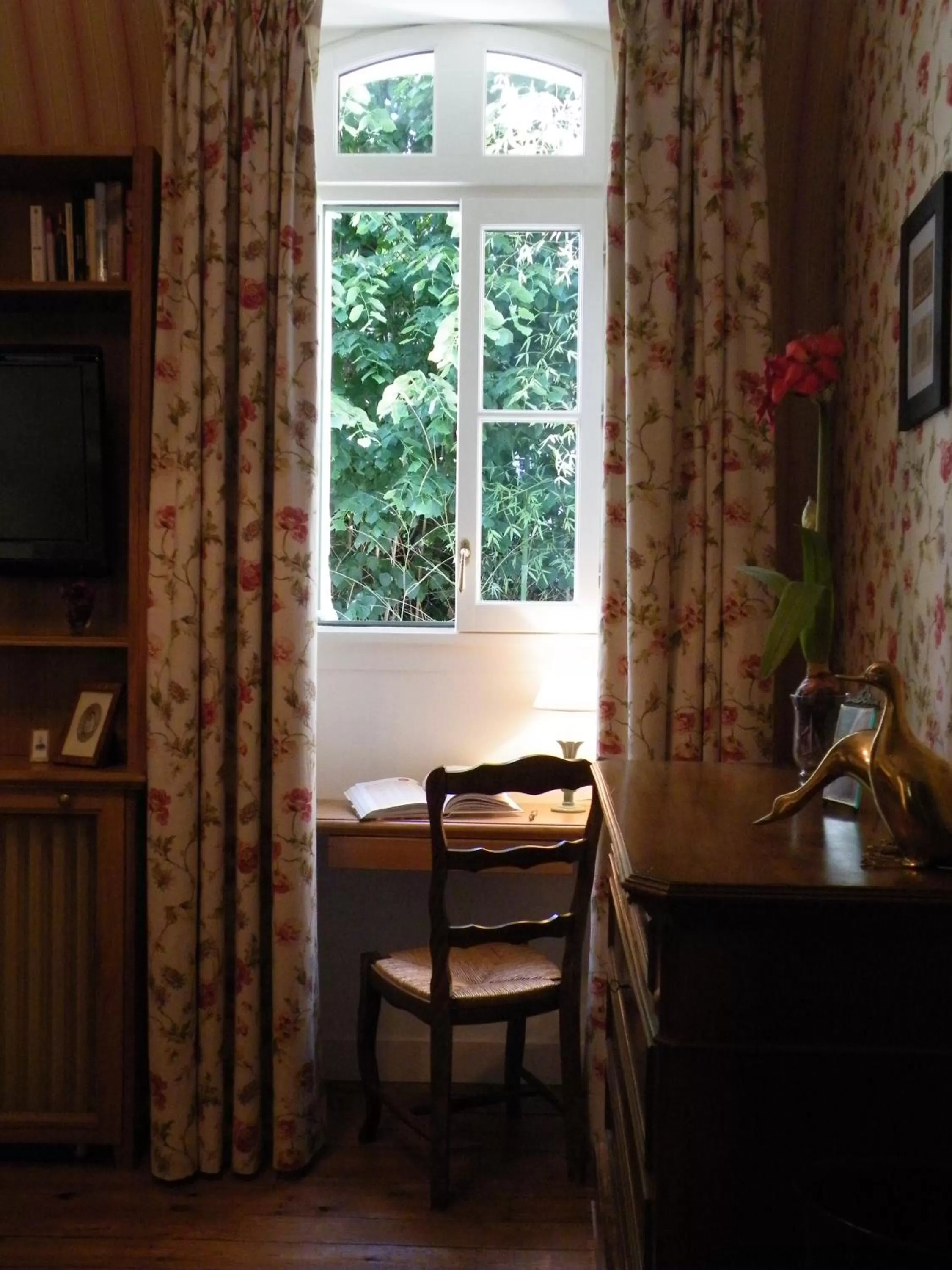 Seating area, Dining Area in Hôtel Diderot