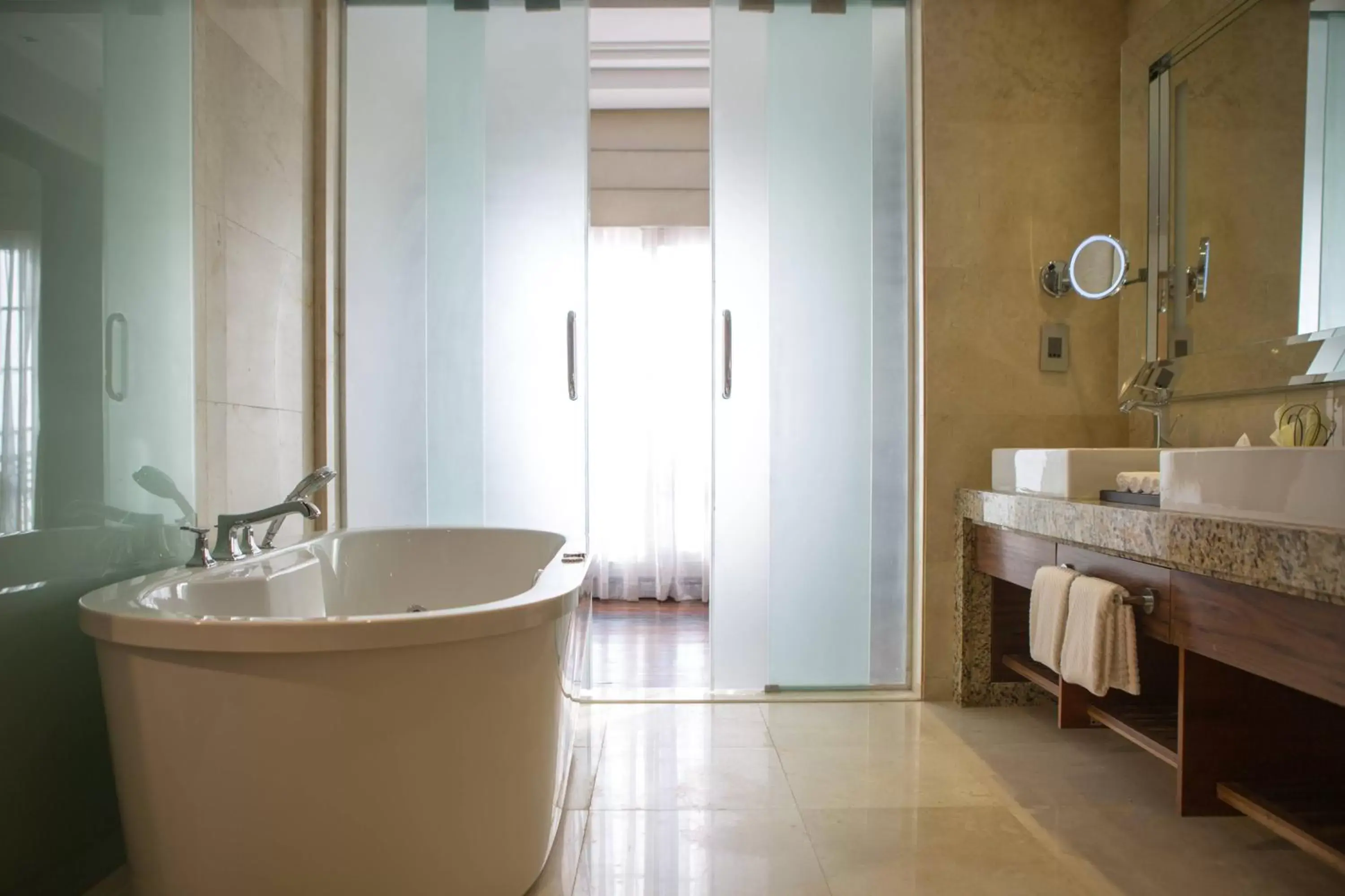 Bathroom in Renaissance Cairo Mirage City Hotel