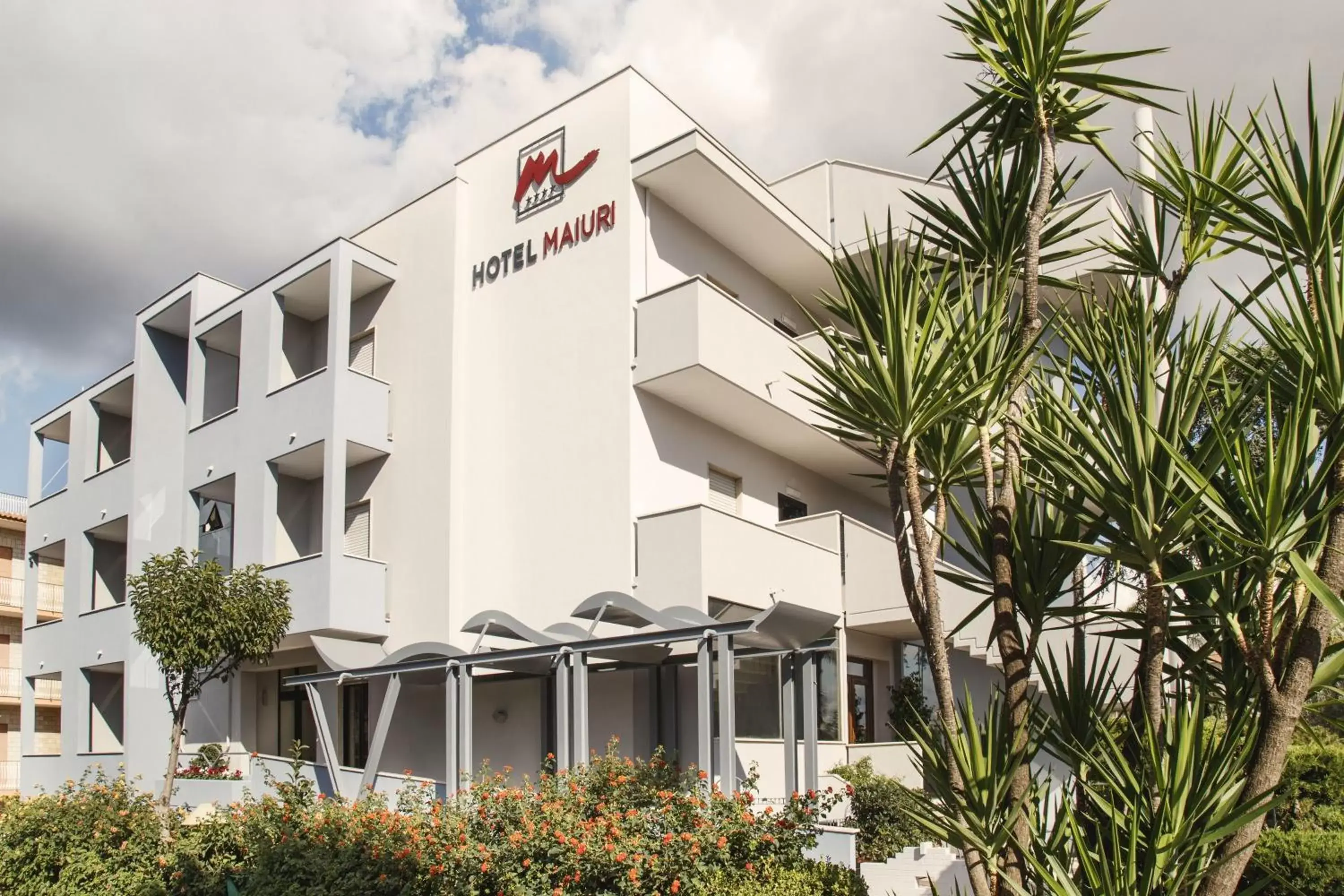 Facade/entrance, Property Building in Hotel Maiuri Pompei