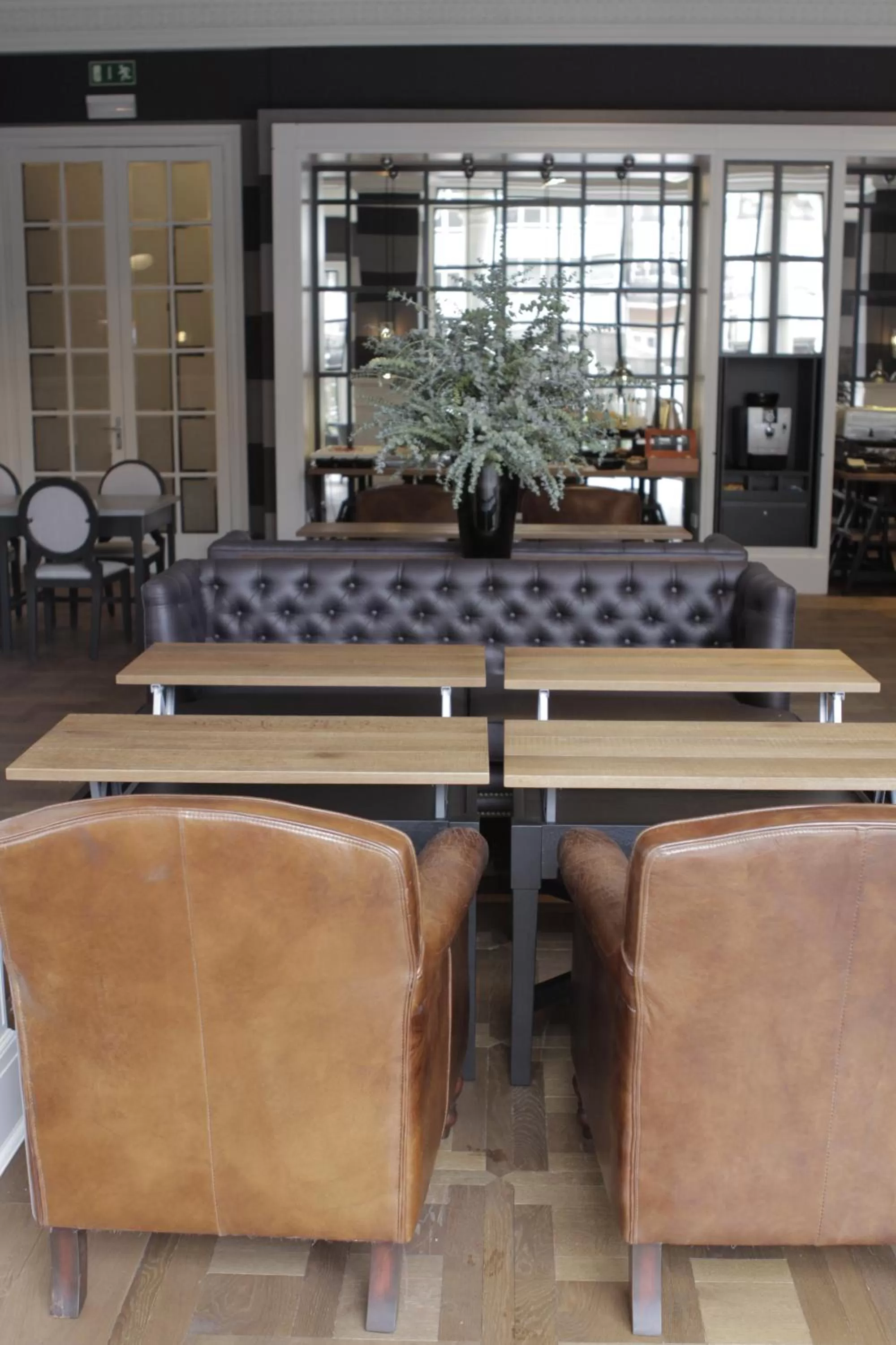 Restaurant/places to eat in Hotel Granvia