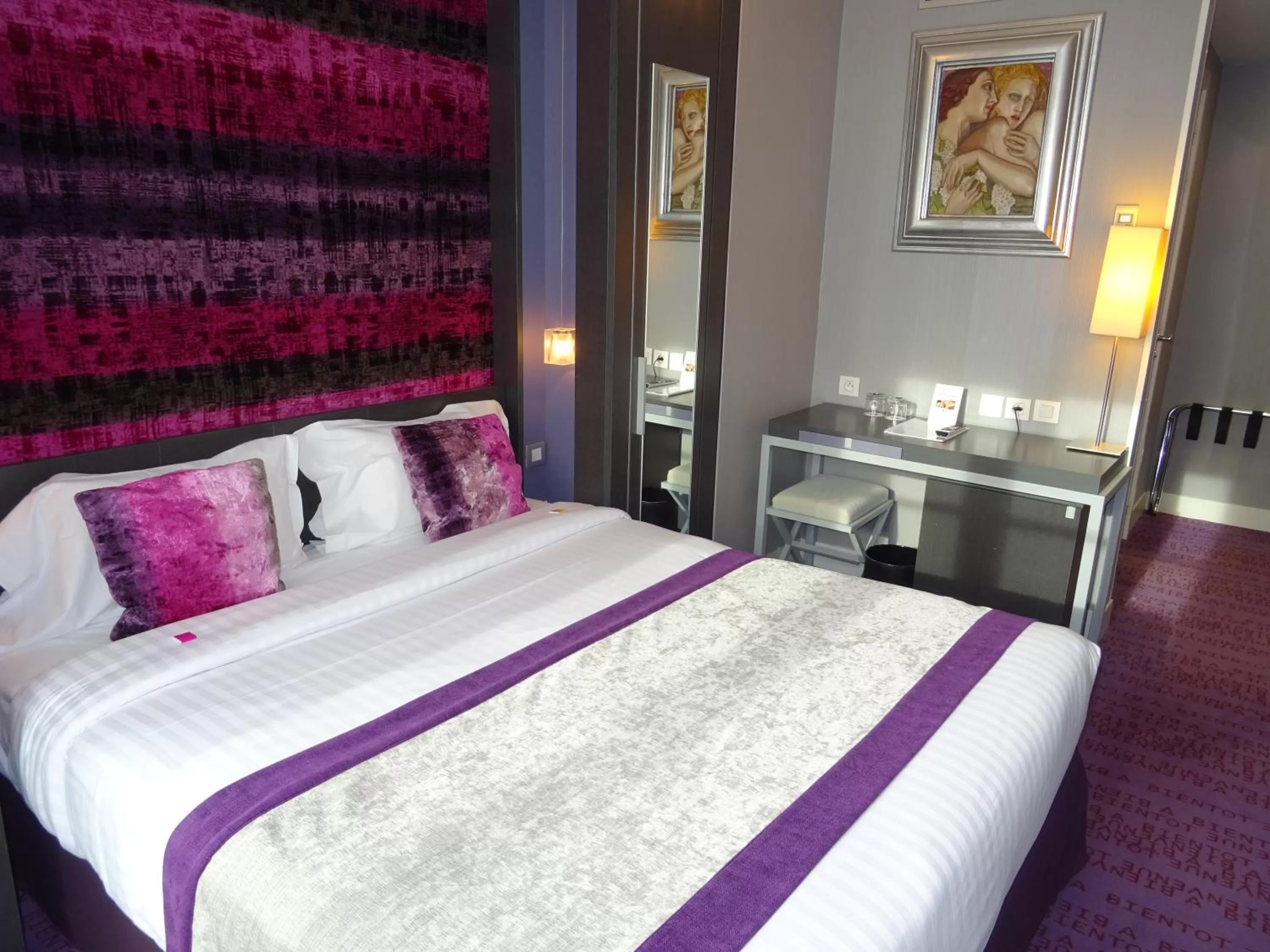 Bedroom, Bed in Le Marceau Bastille