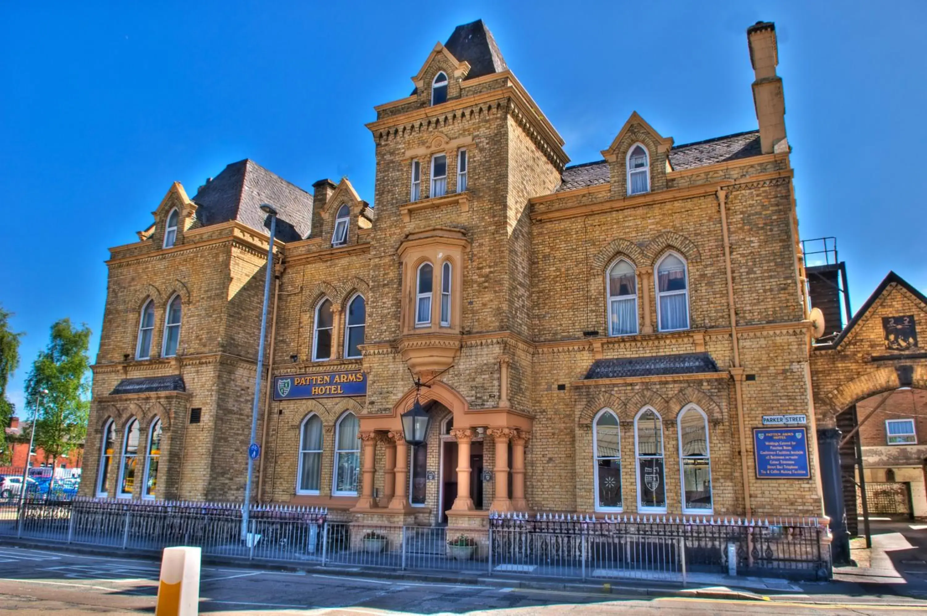 Facade/entrance, Property Building in Patten Arms Hotel