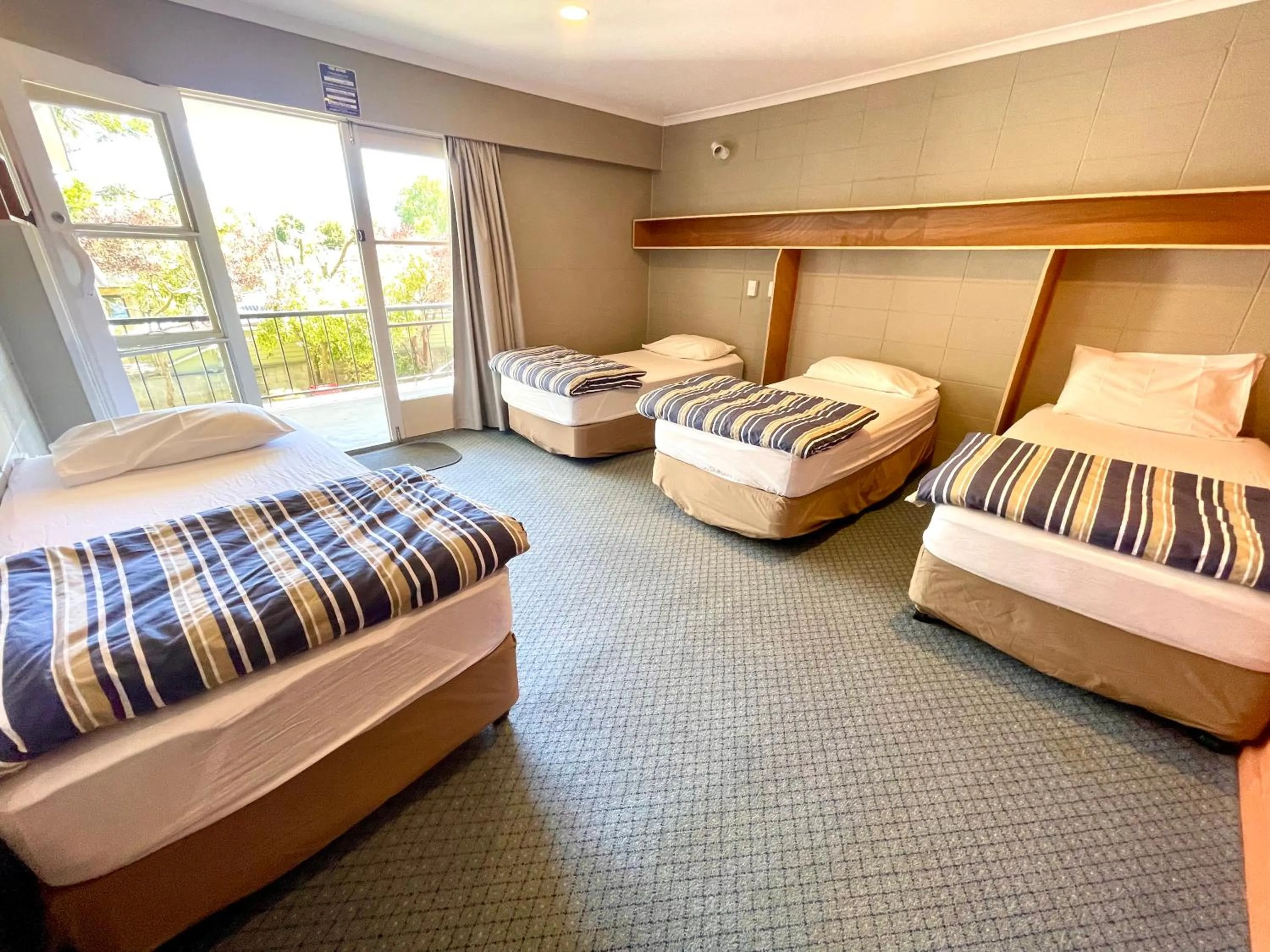 Bed in Te Anau Lakefront Backpackers