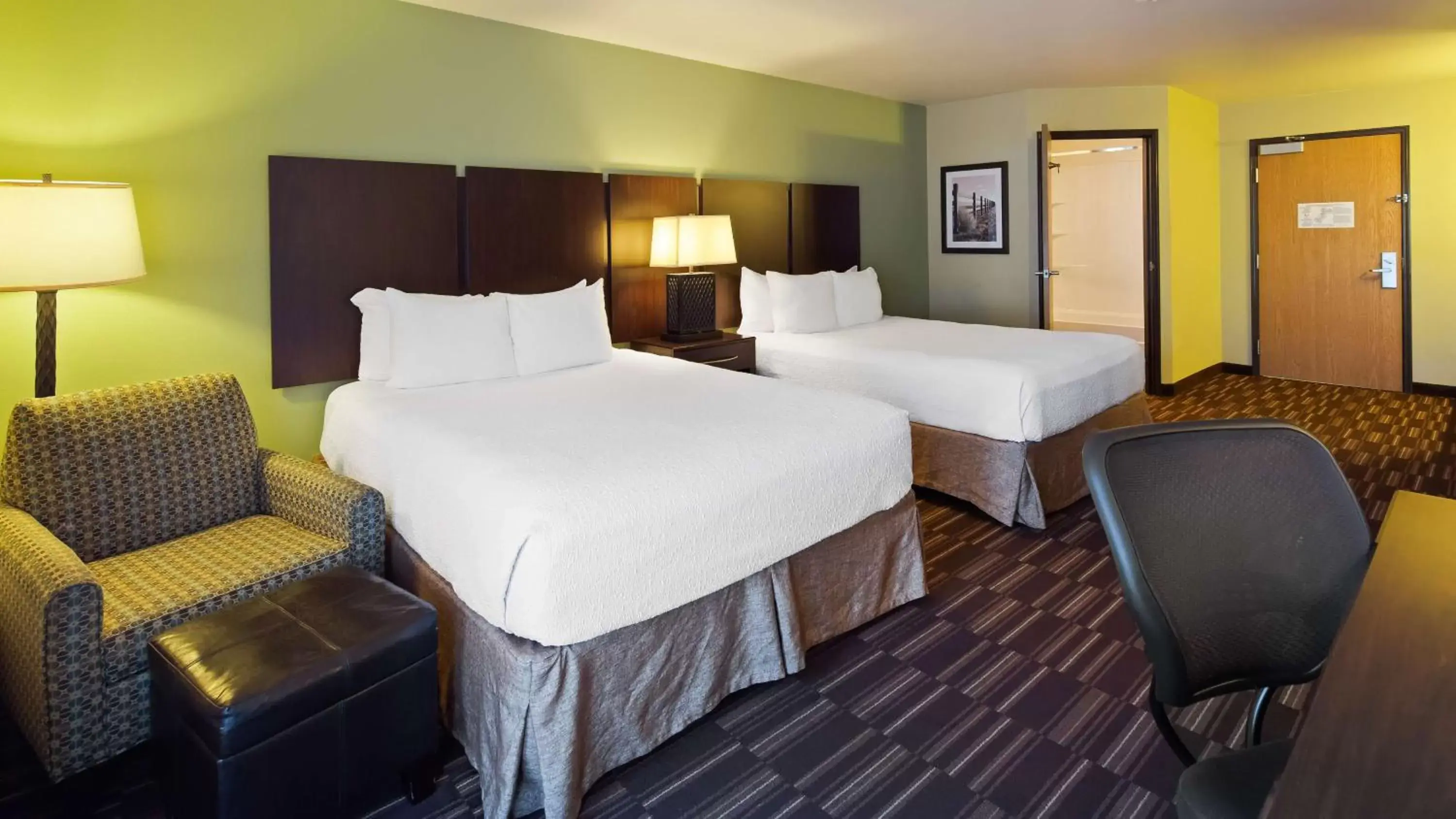 Photo of the whole room, Bed in Best Western Sundowner Photo of the whole room, Bed in Best Western Sundowner