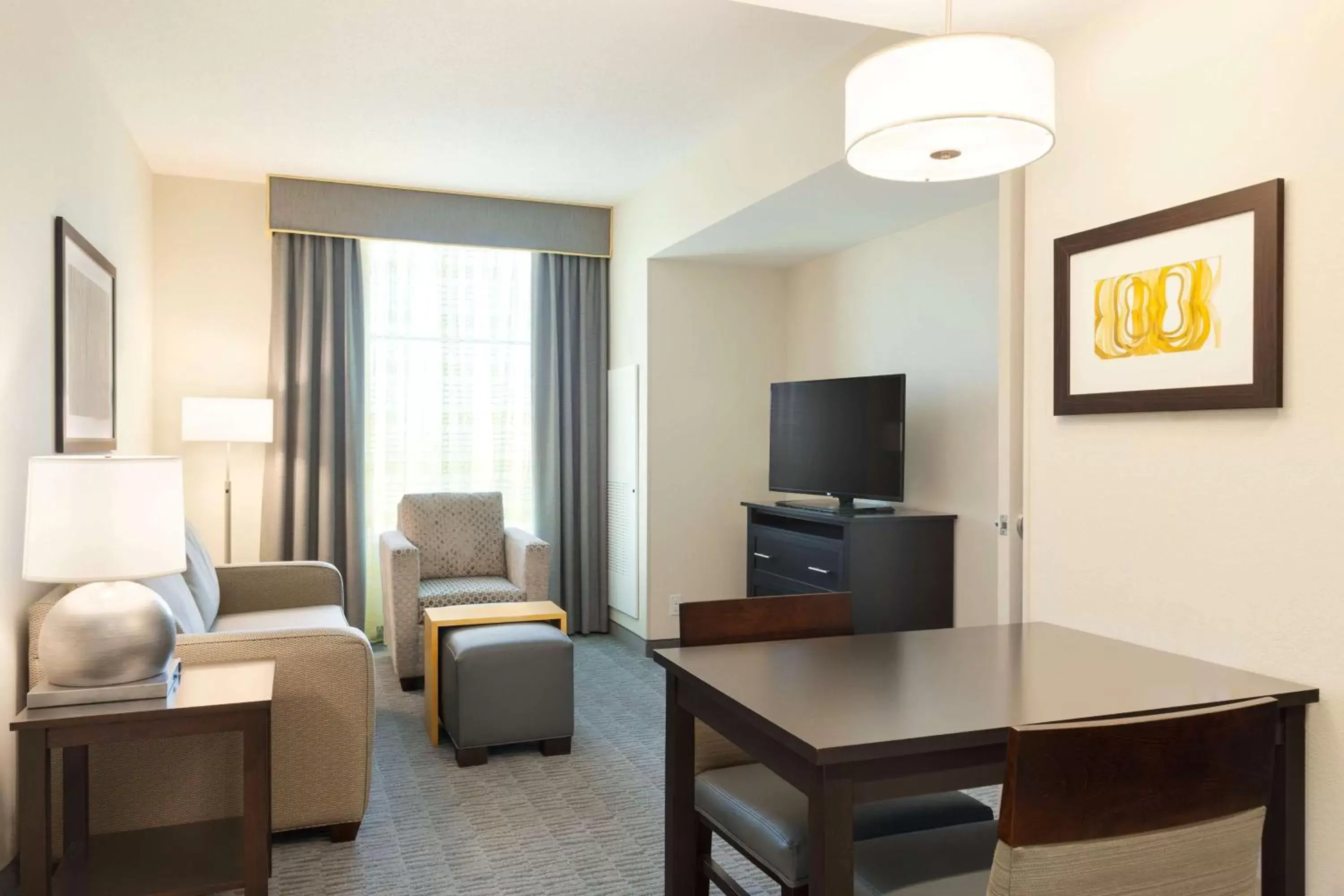 Living room, Seating Area in Homewood Suites by Hilton Frederick