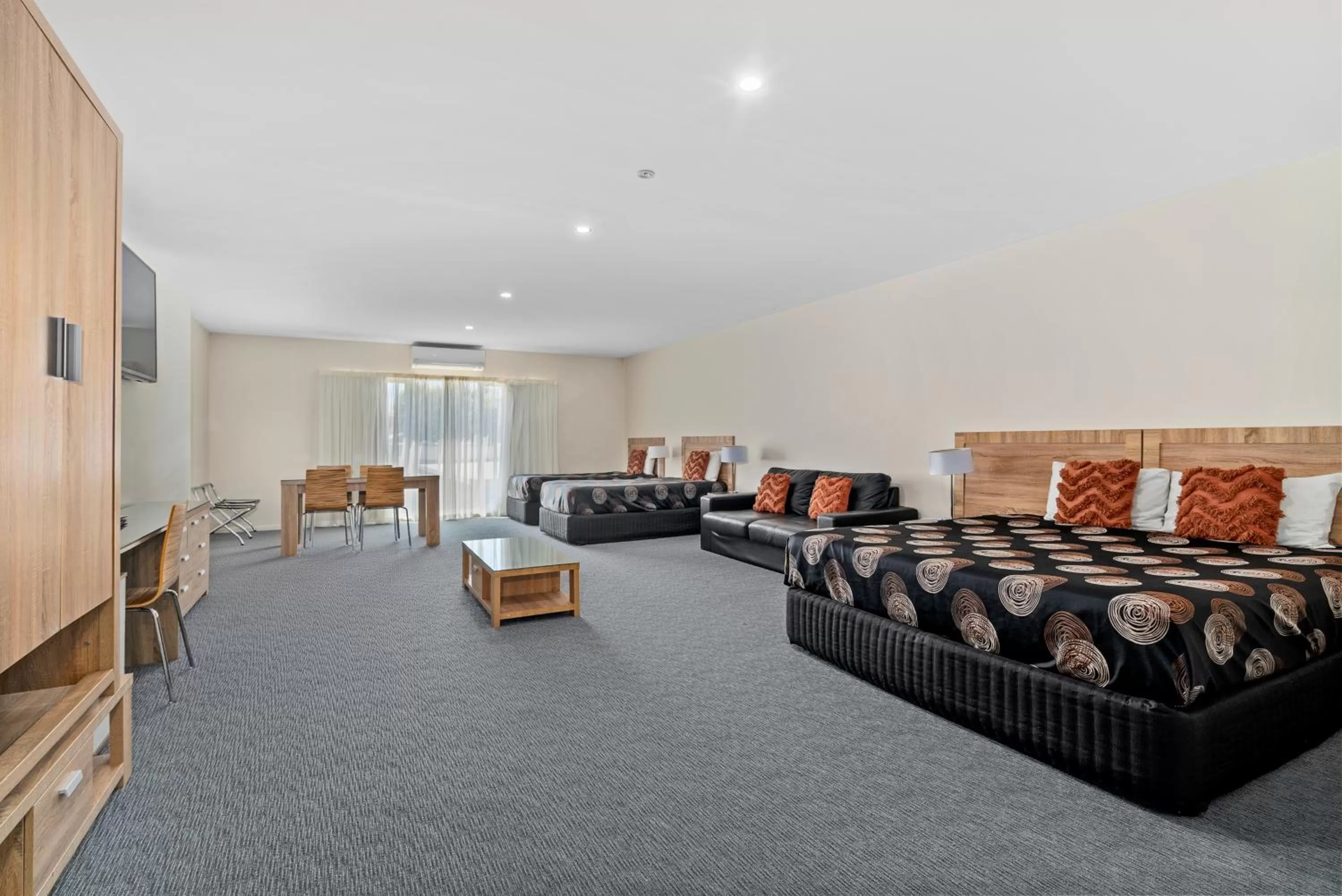 Photo of the whole room in Sherbourne Terrace Hotel