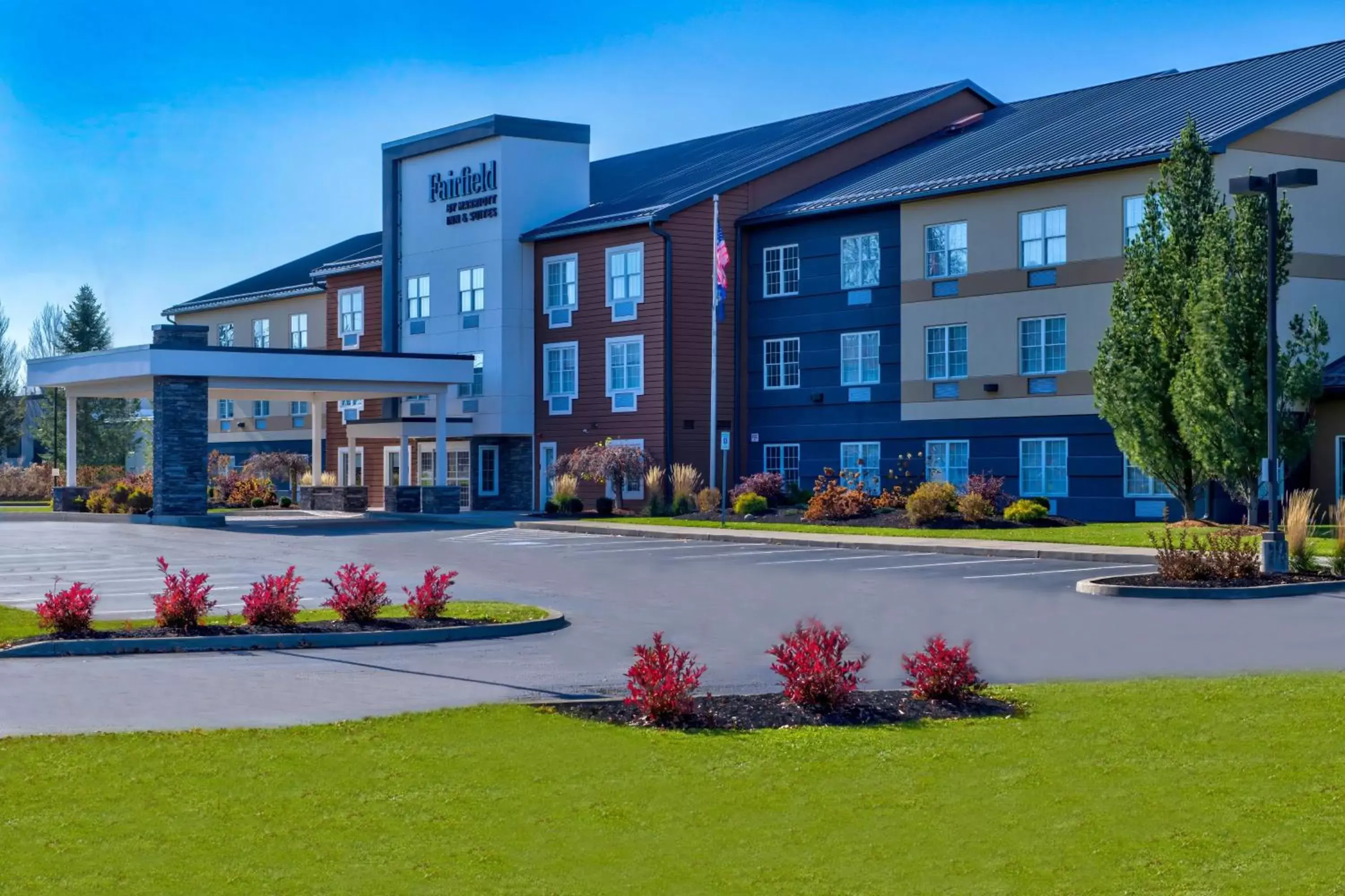 Property Building in Fairfield Inn & Suites by Marriott Cortland