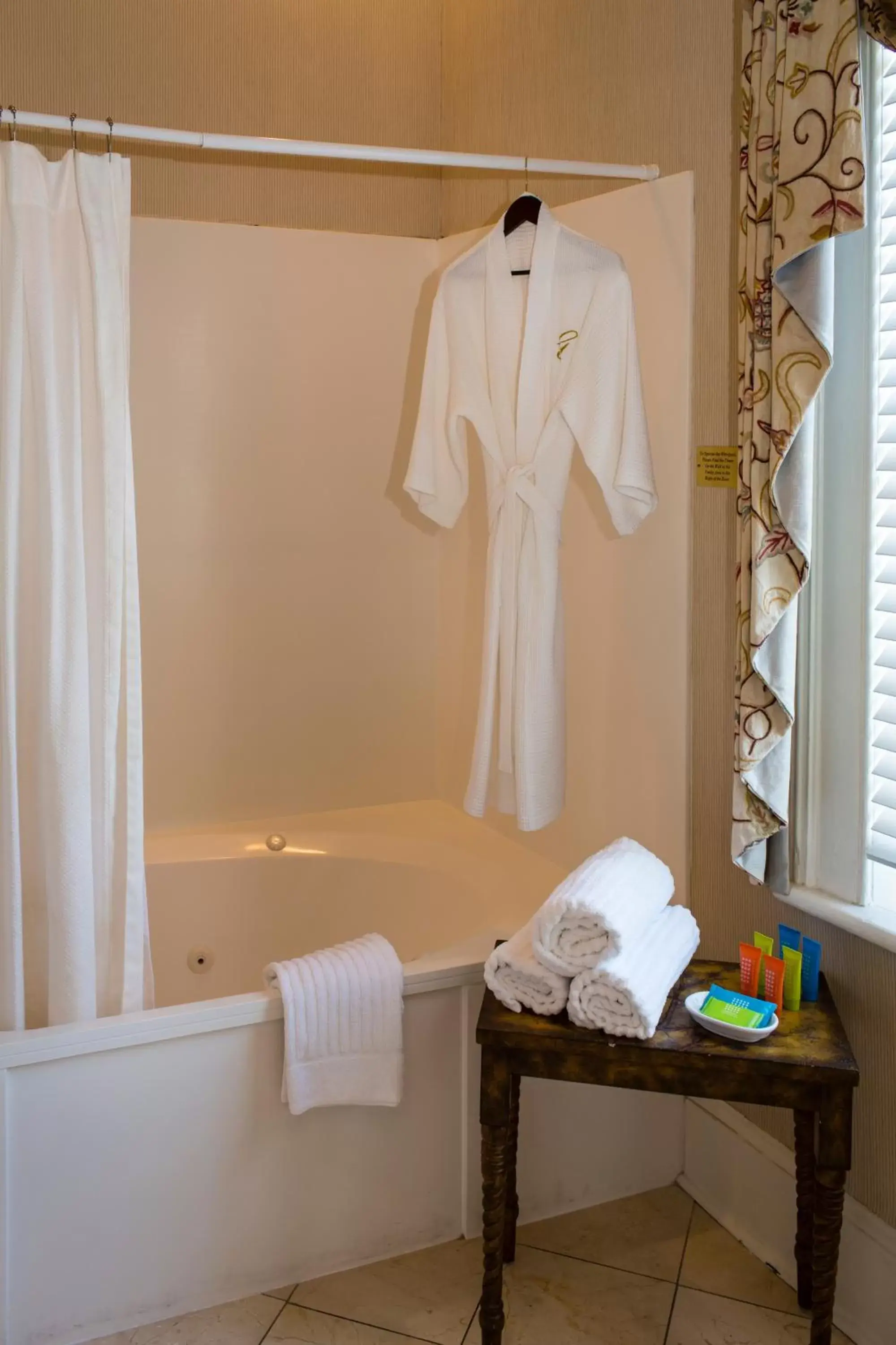 Bathroom in The Gastonian, Historic Inns of Savannah Collection