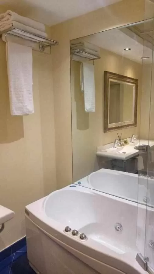 Tornabuoni La Petite Suite