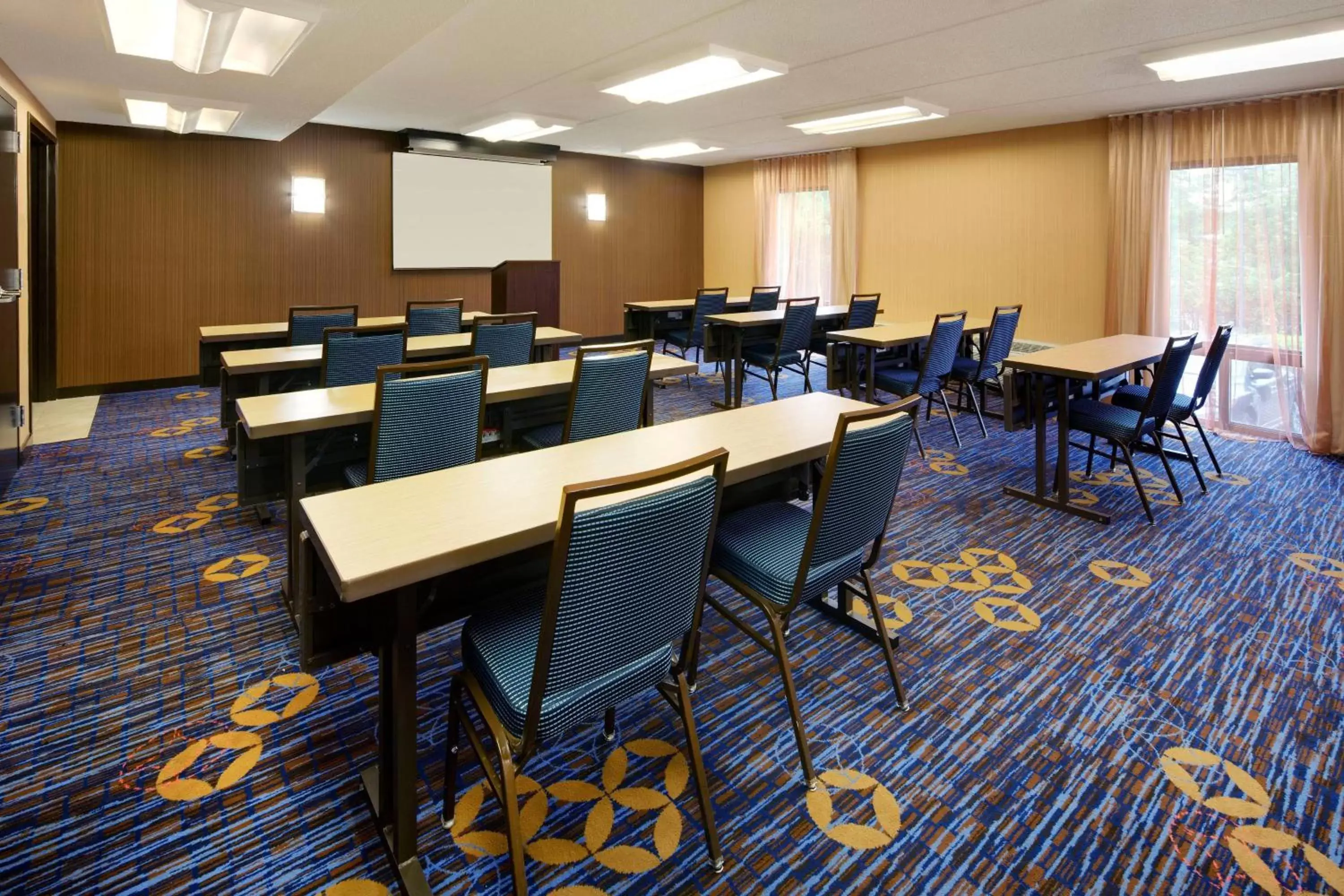 Meeting/conference room in Courtyard Atlanta Norcross/Peachtree Corners