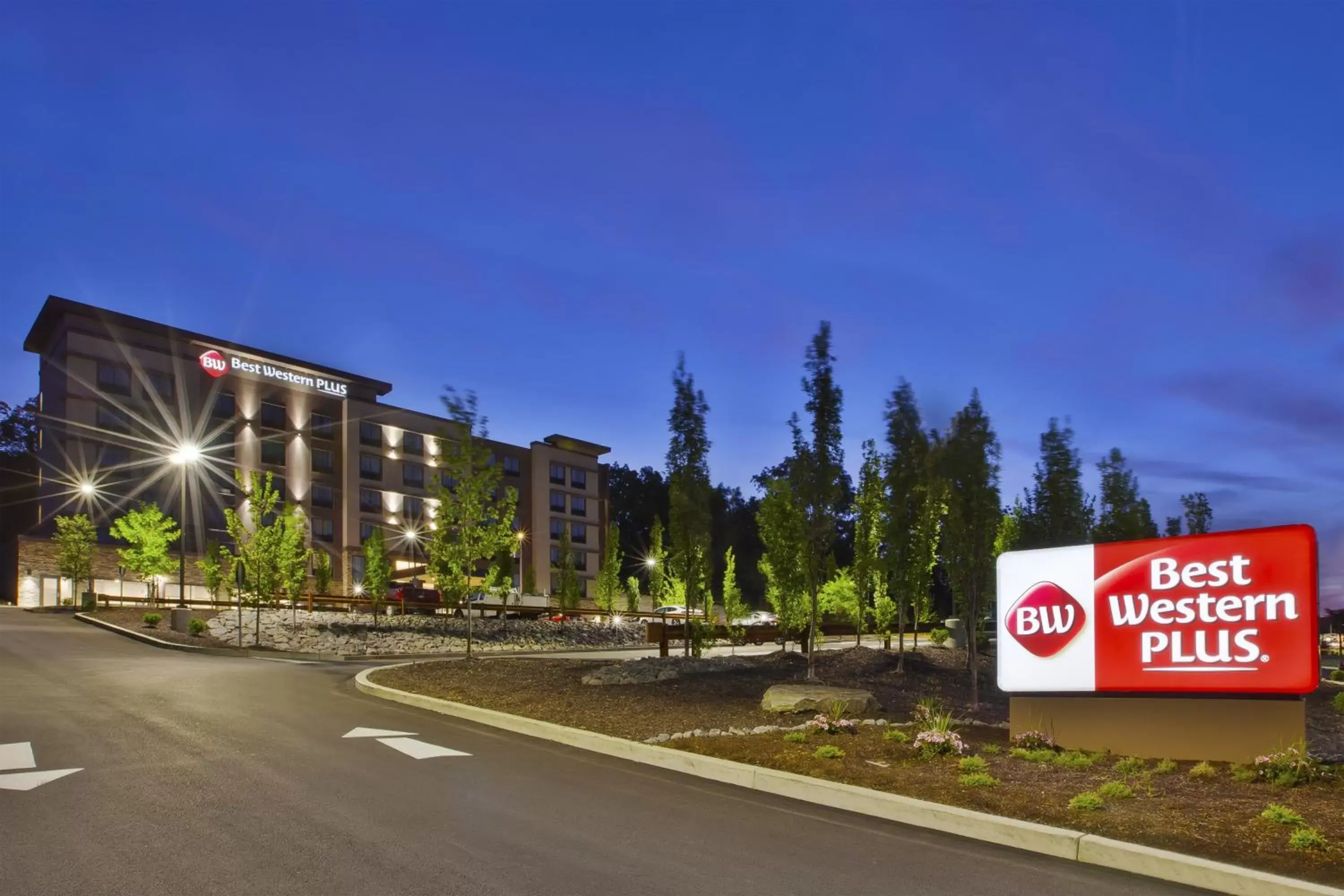 Facade/entrance in Best Western Plus Cranberry-Pittsburgh North