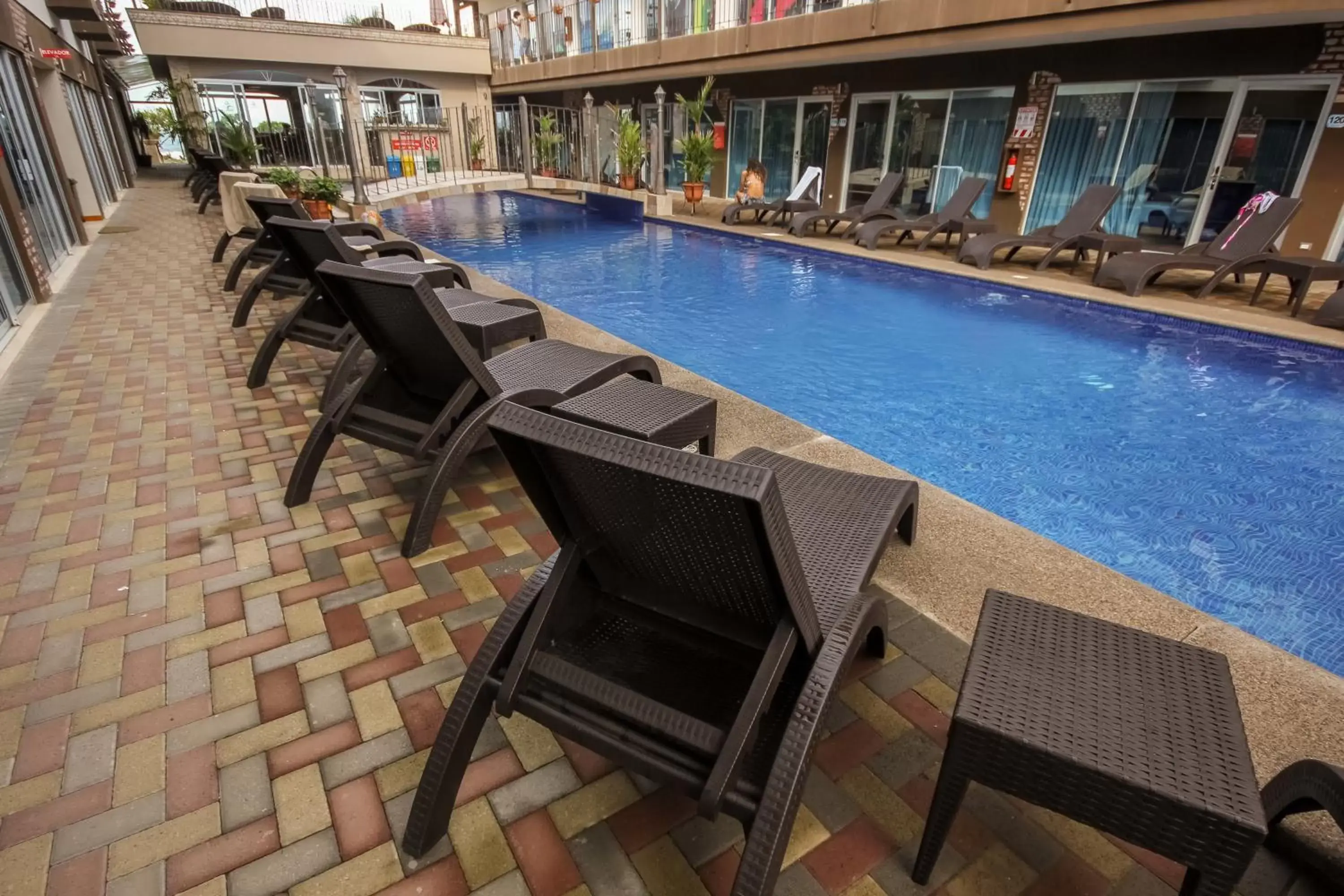 Swimming Pool in Beachfront Hotel Tramonto