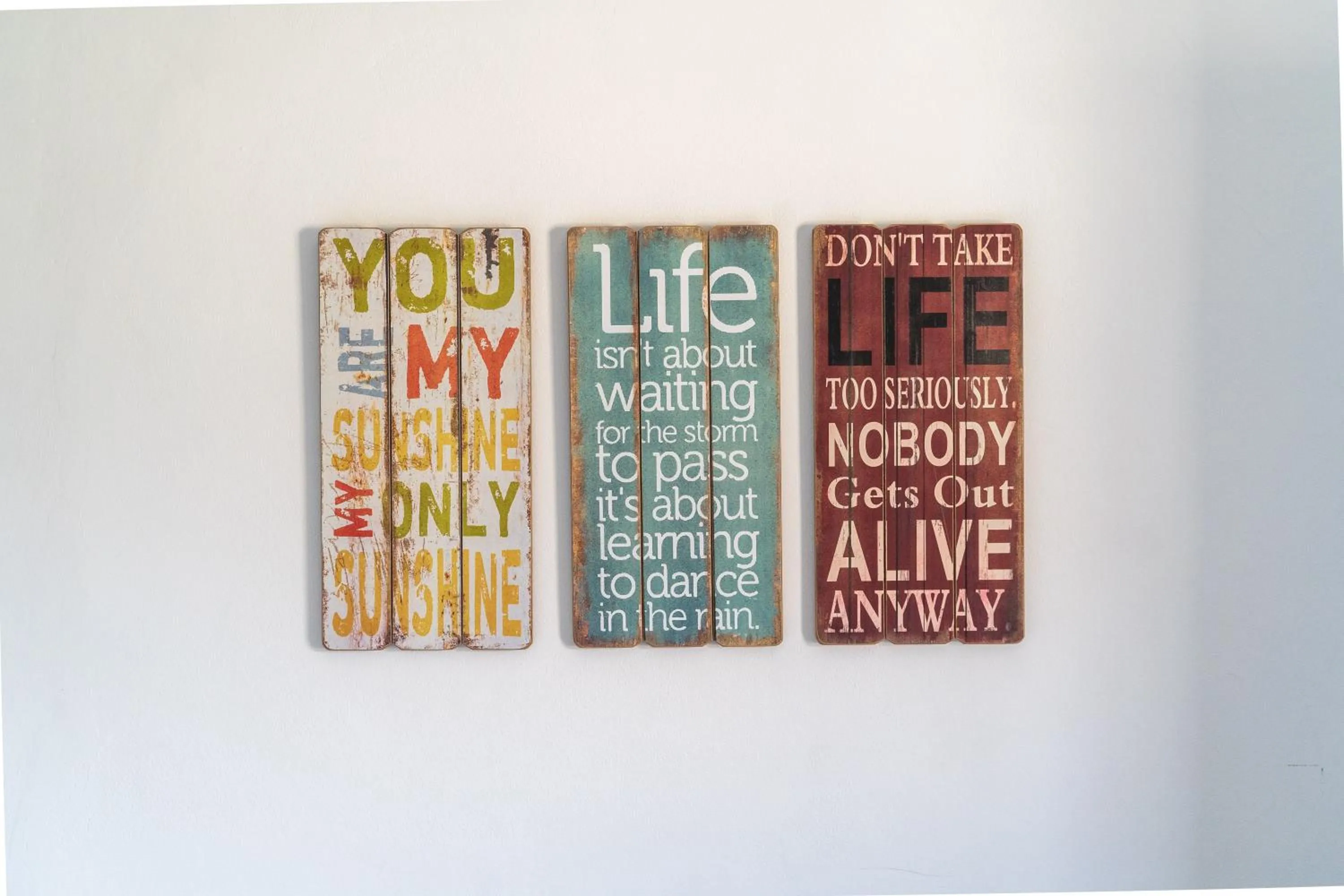 Decorative detail in Hotel Mom Assisi