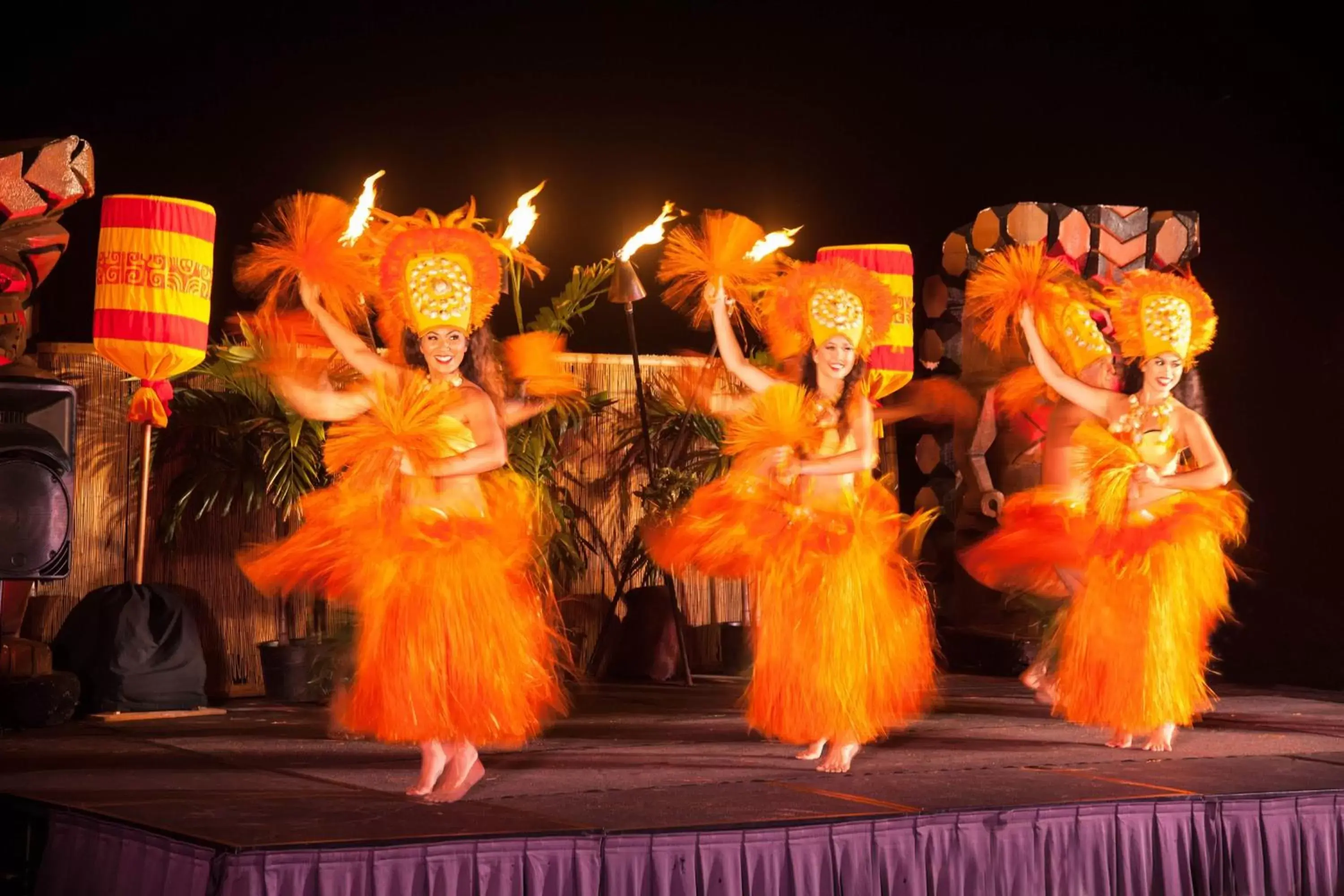 Other, Evening Entertainment in Sheraton Kauai Resort Villas