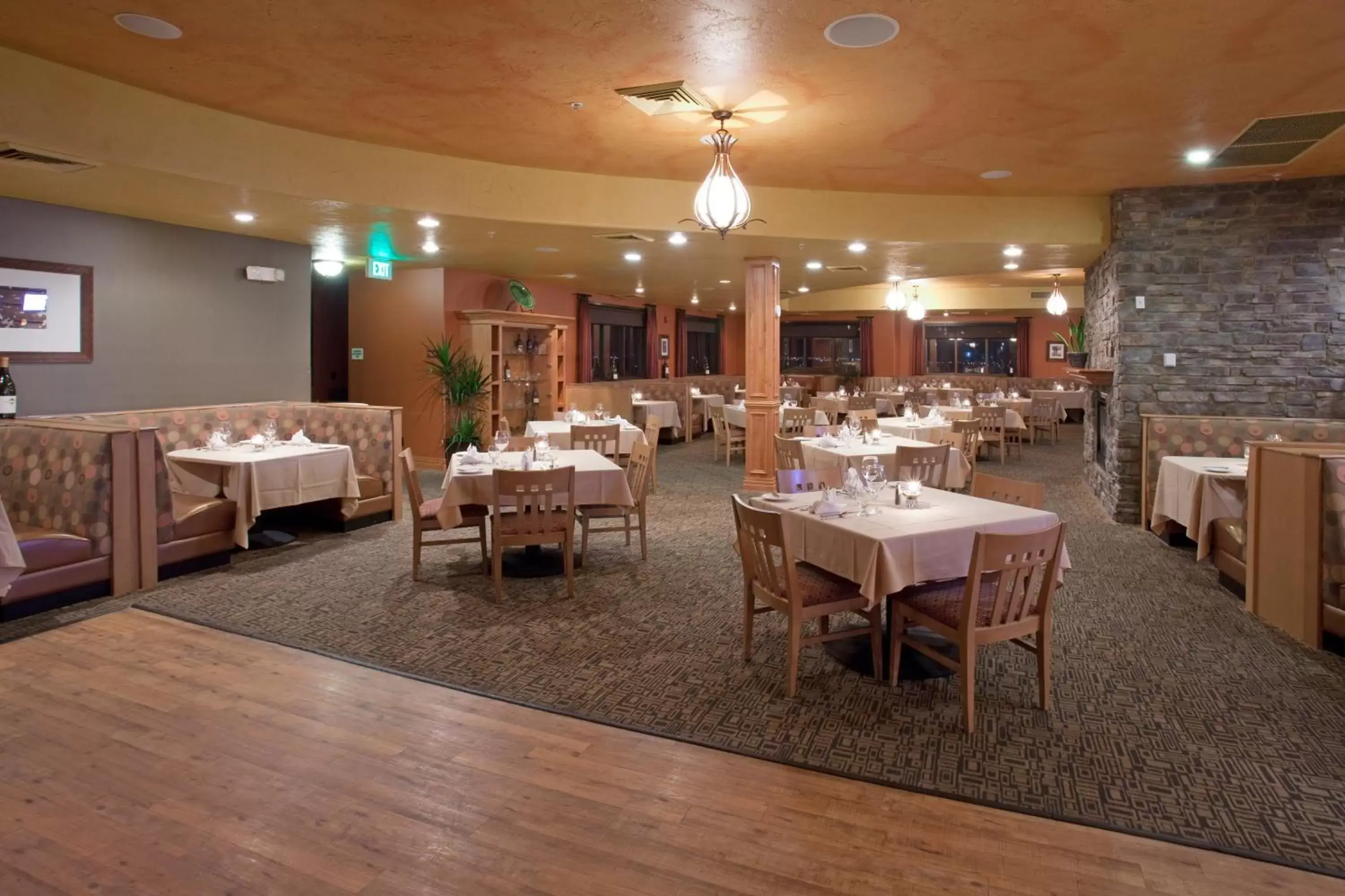 Restaurant/Places to Eat in Holiday Inn Denver-Parker-E470/Parker Road, an IHG Hotel