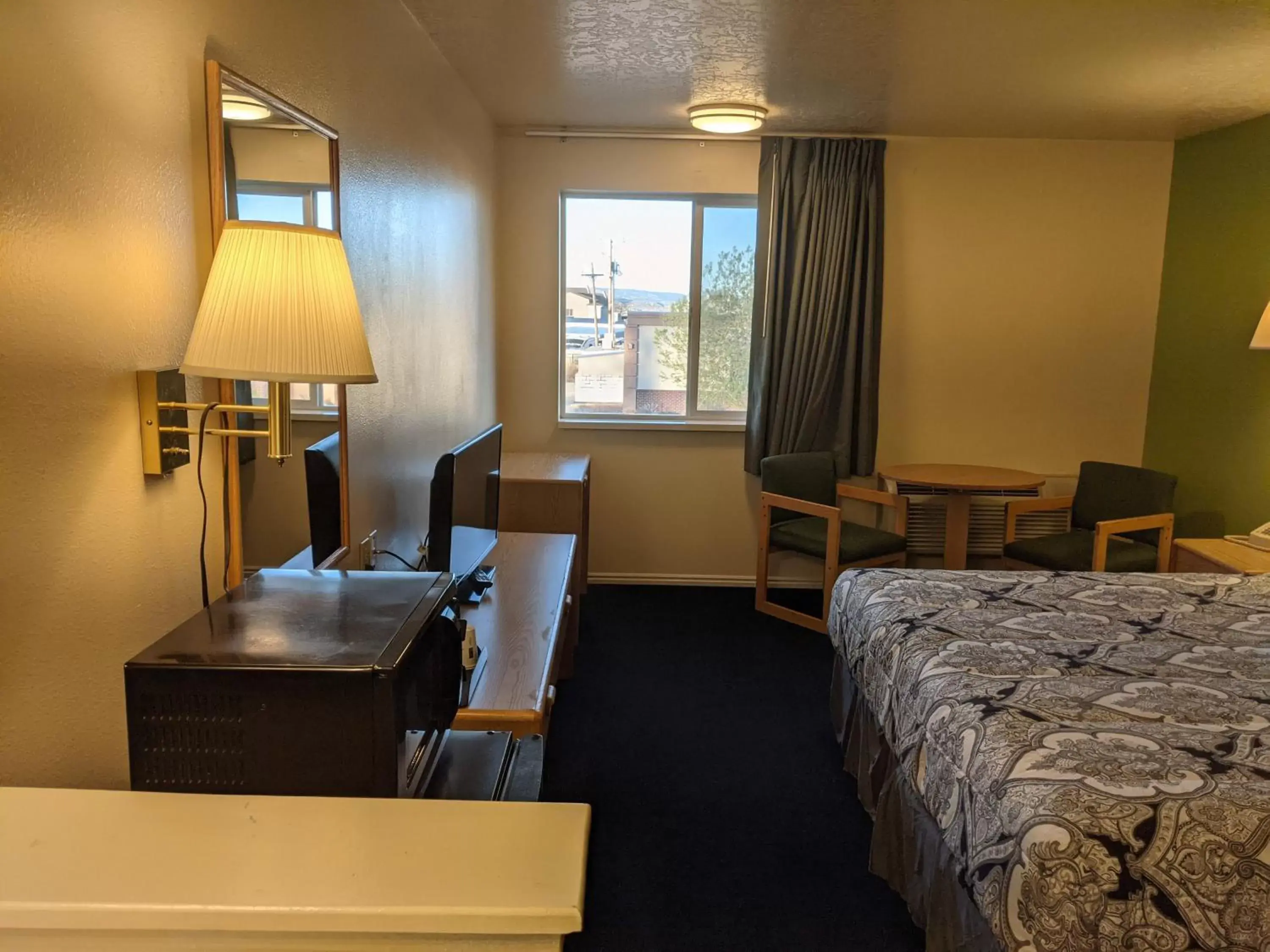 Bed in Horizon Hotel Bed in Horizon Hotel