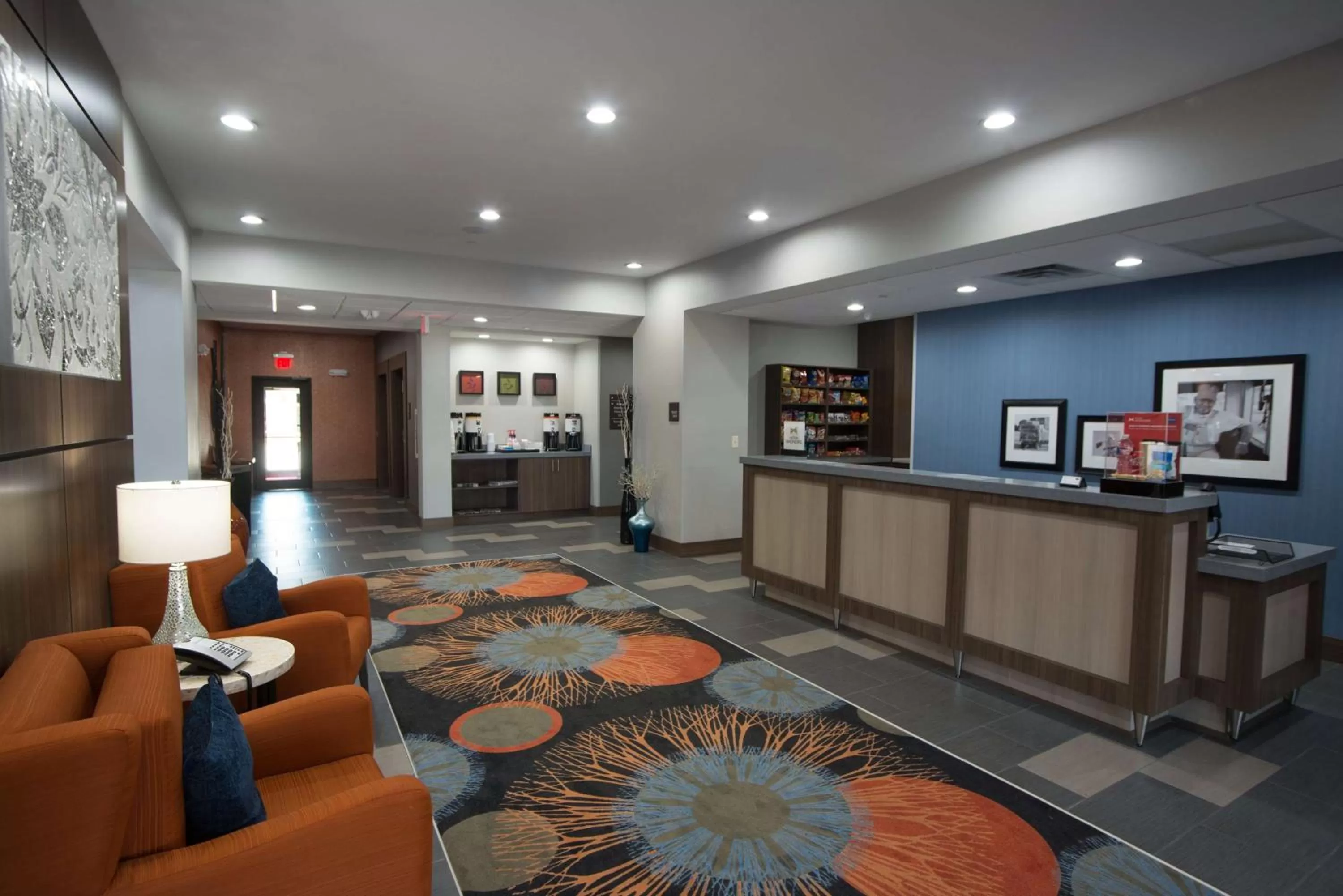 Lobby or reception in Hampton Inn & Suites Stillwater West