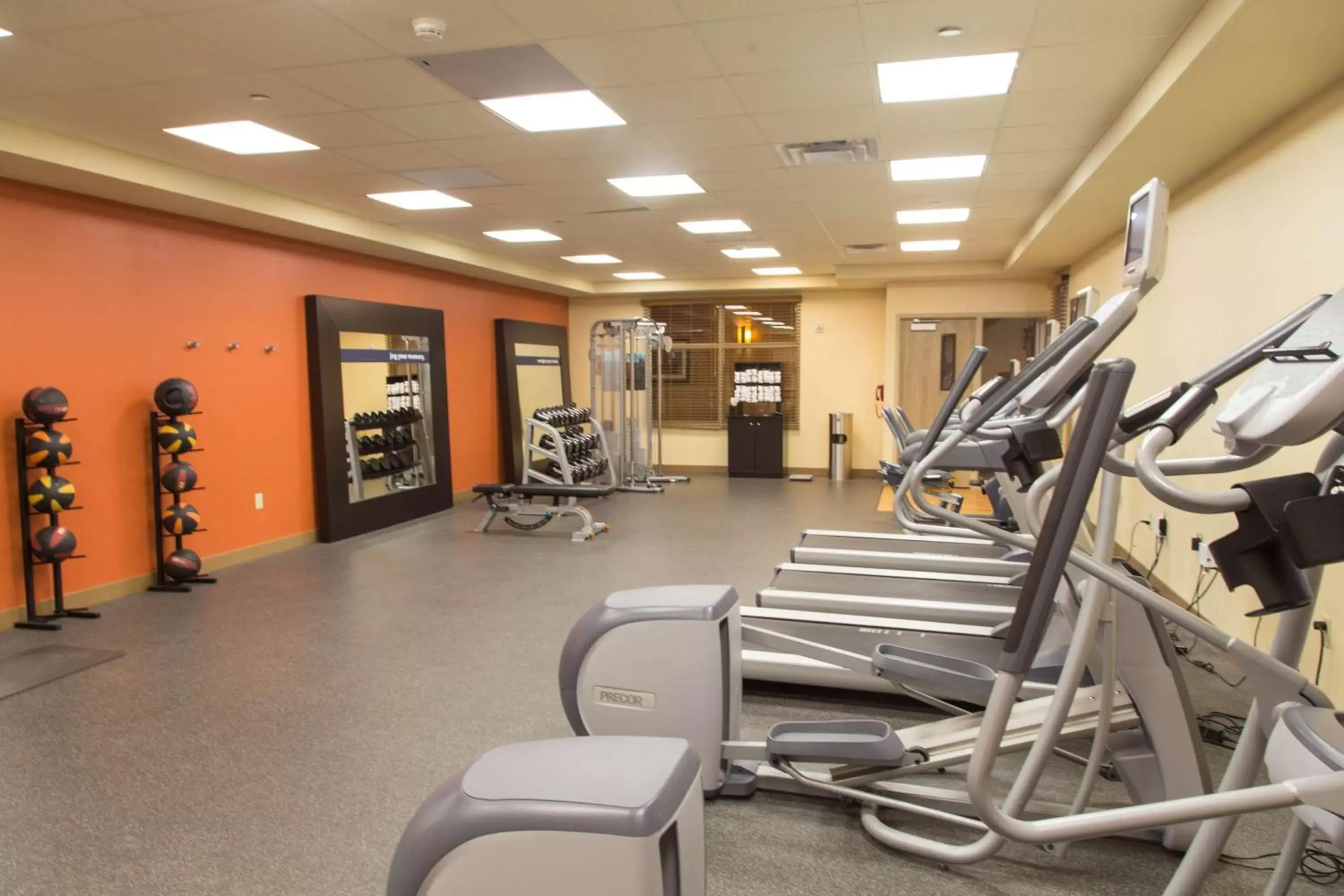 Fitness centre/facilities, Fitness Center/Facilities in Hampton Inn & Suites Dodge City