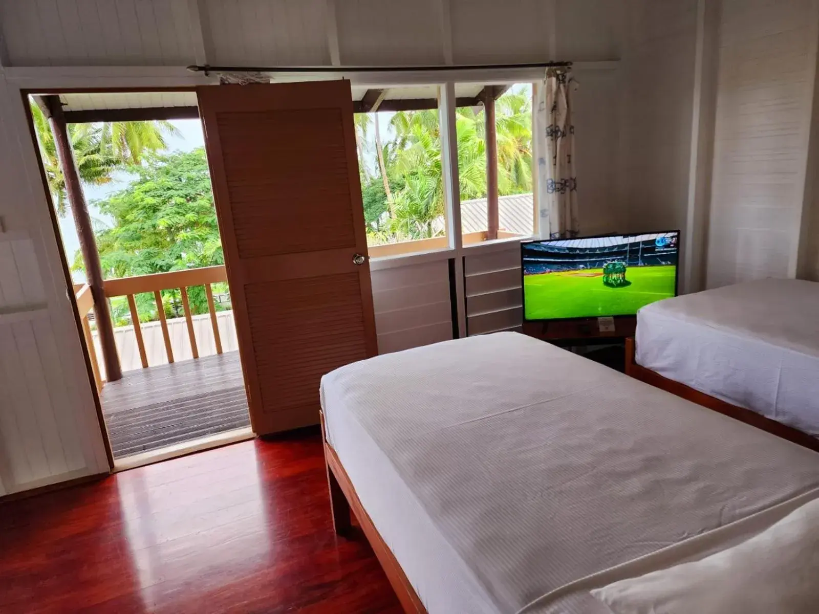 Bed in The Crow's Nest Resort Fiji Bed in The Crow's Nest Resort Fiji