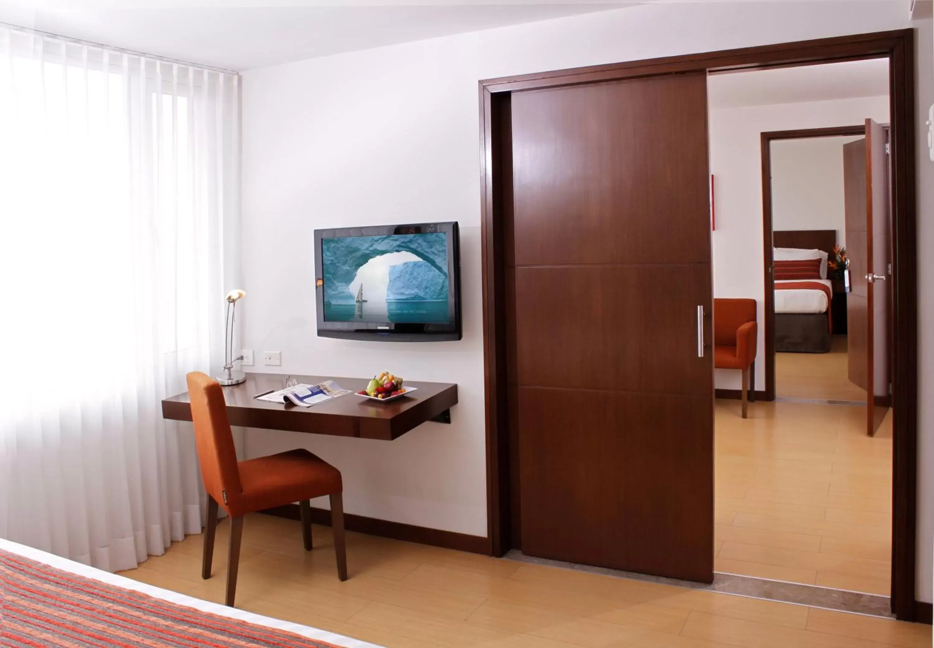 Photo of the whole room, TV/Entertainment Center in Hotel Estelar El Cable