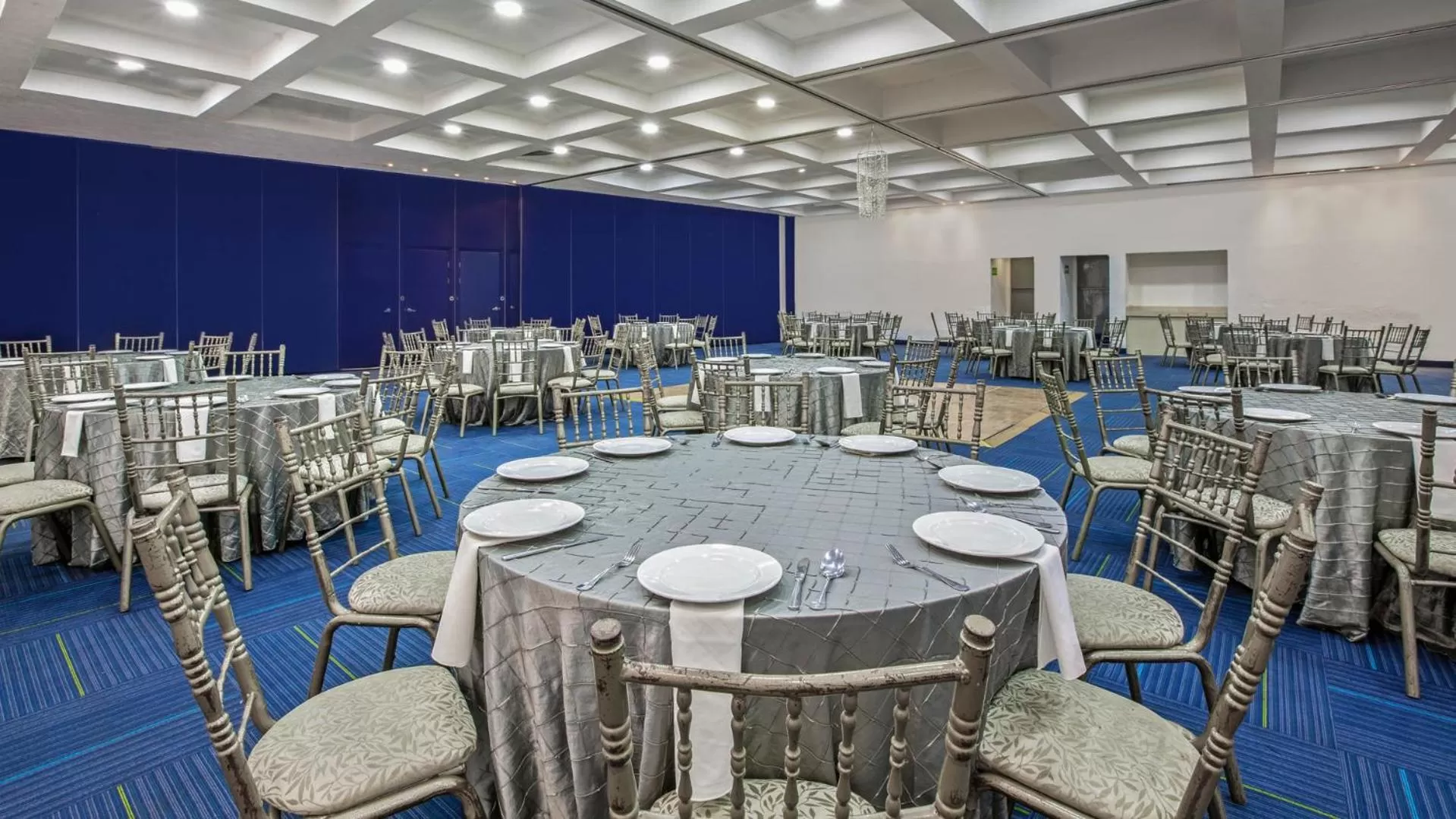 Restaurant/places to eat in CHN Hotel Monterrey Centro, Trademark Collection by Wyndham