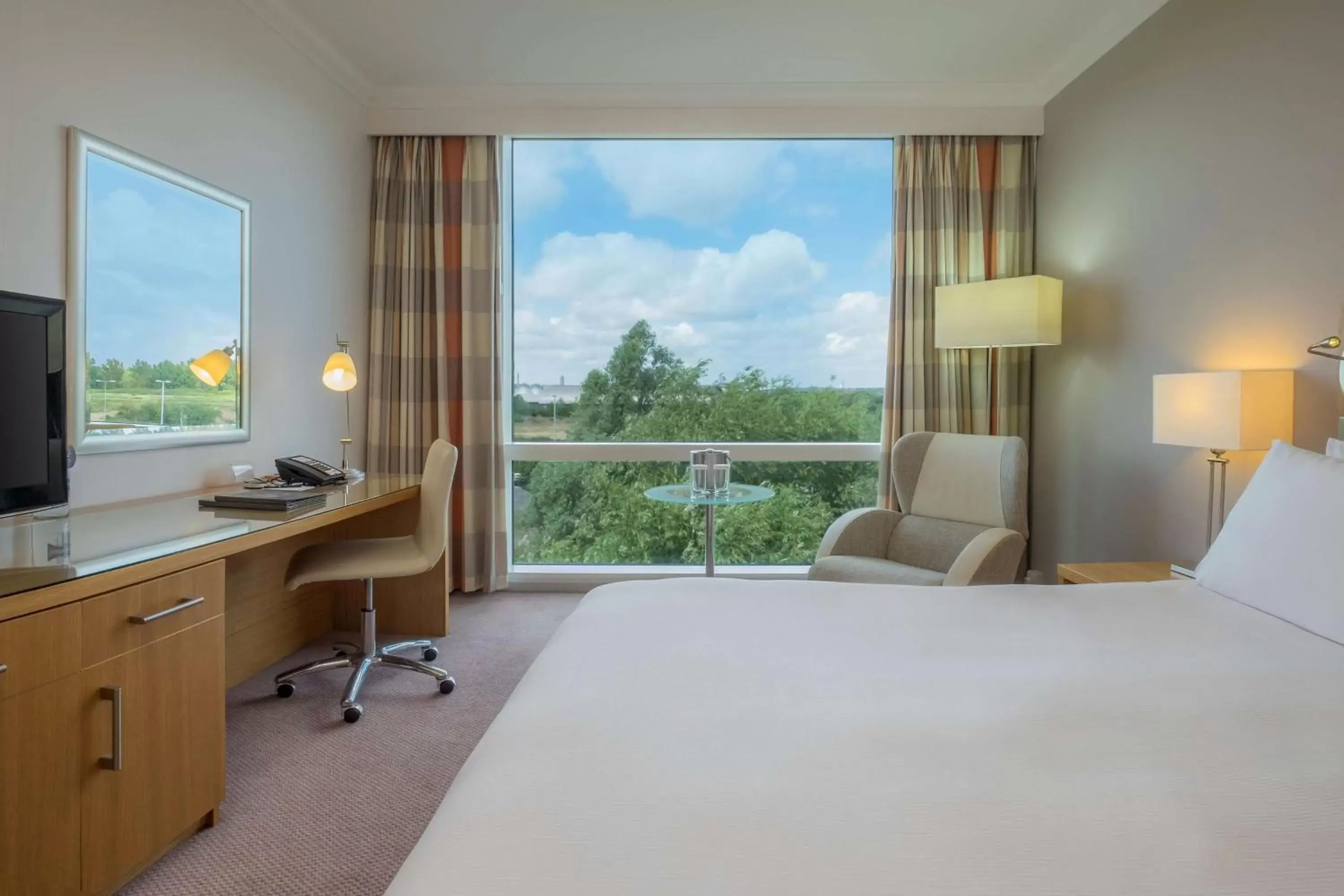 Bedroom, View in Hilton Reading