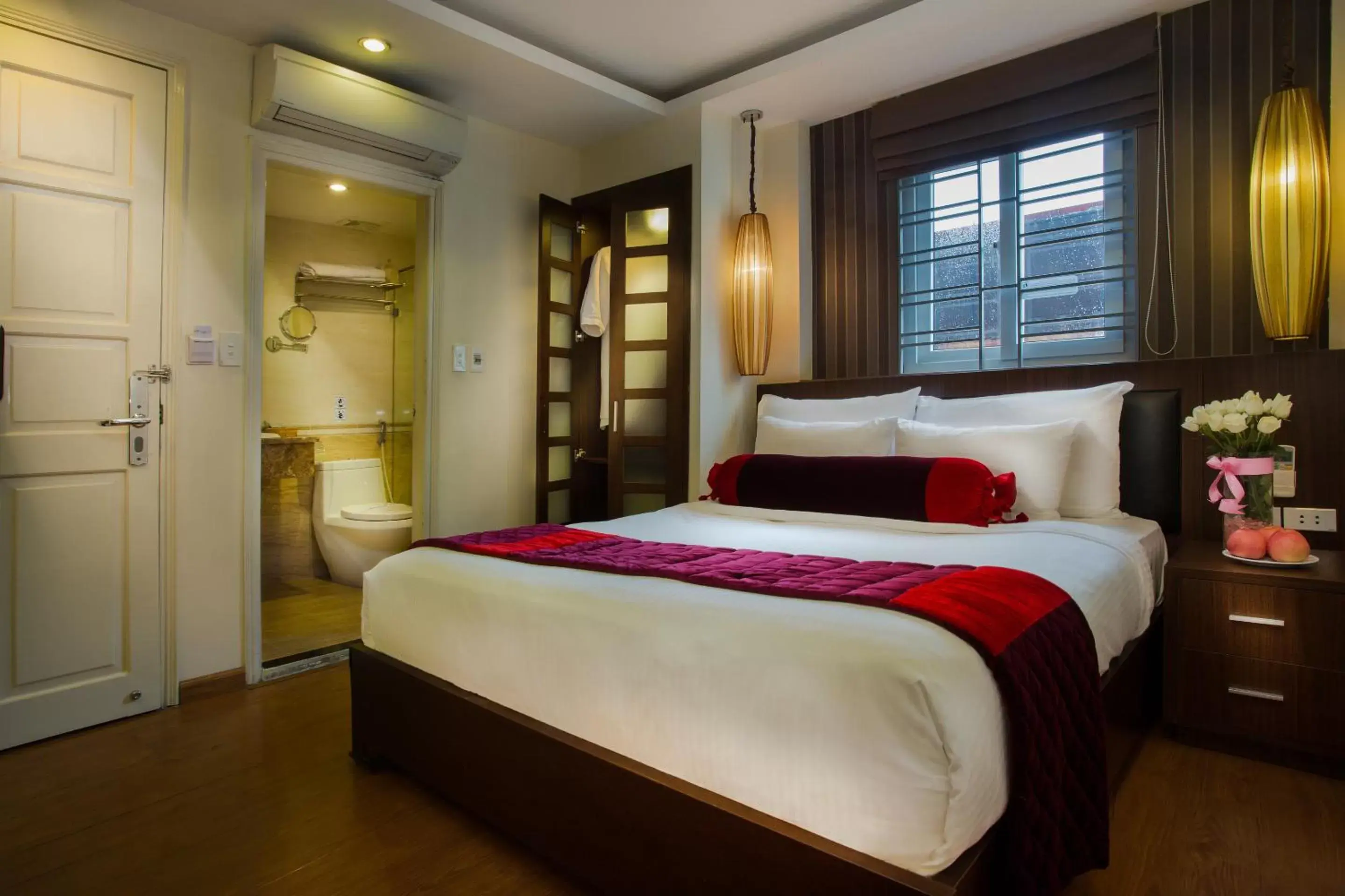 Deluxe with View Room in Golden Art Hotel Deluxe with View Room in Golden Art Hotel