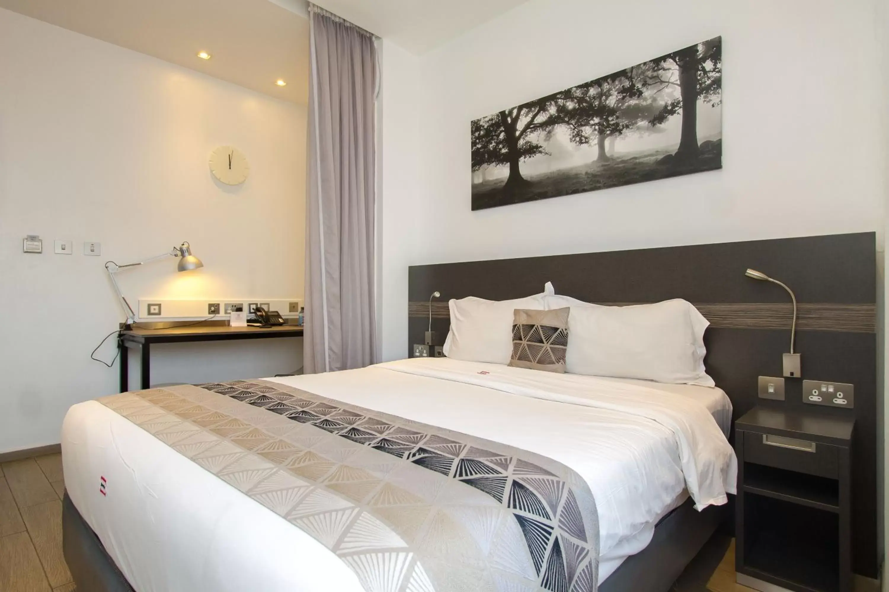 Bed in Imperial Hotel Express Bed in Imperial Hotel Express