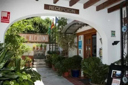 Lobby or reception in Hotel Alcadima