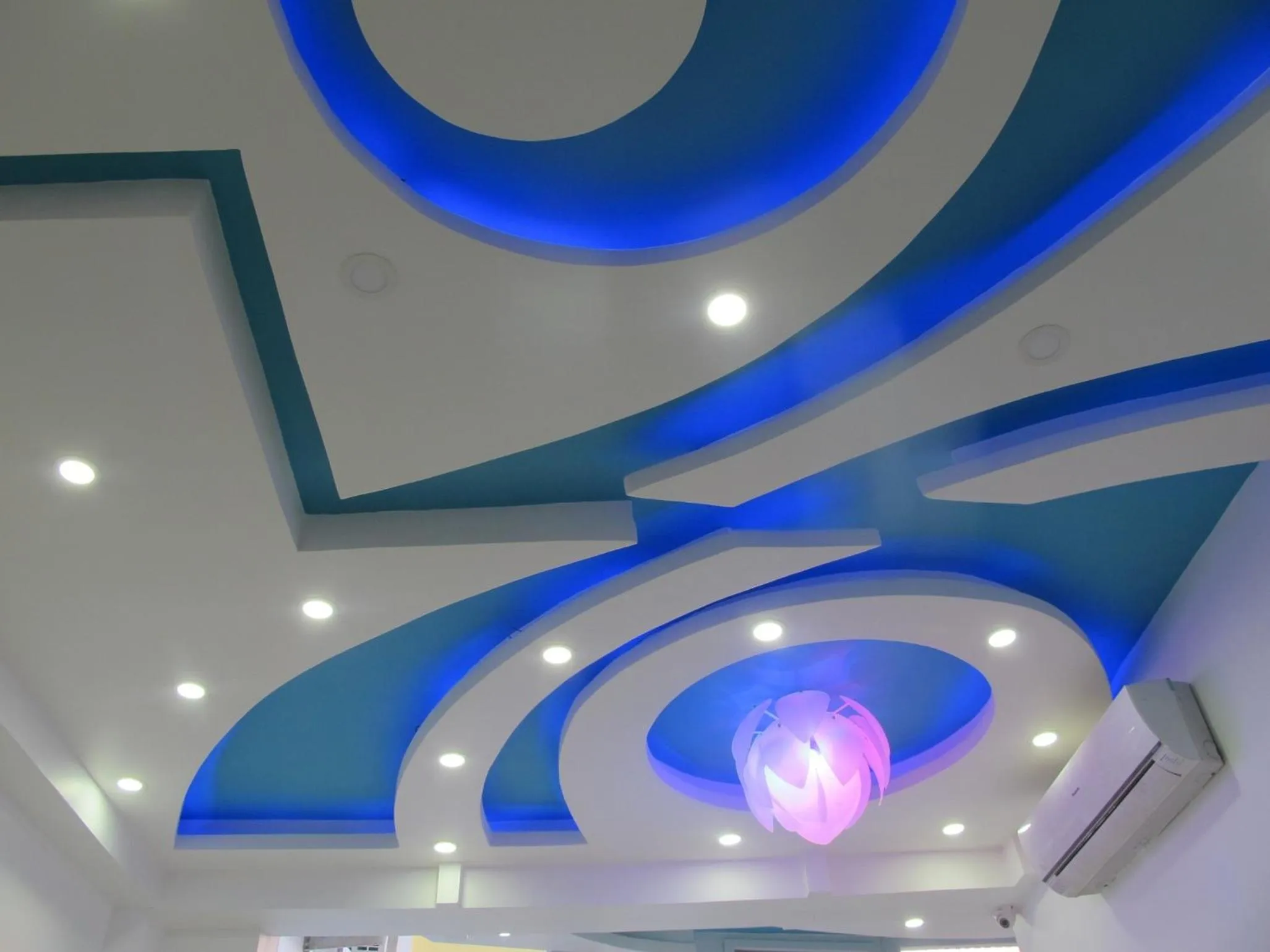 Decorative detail in Royal Penguin Boutique Hotel & Spa