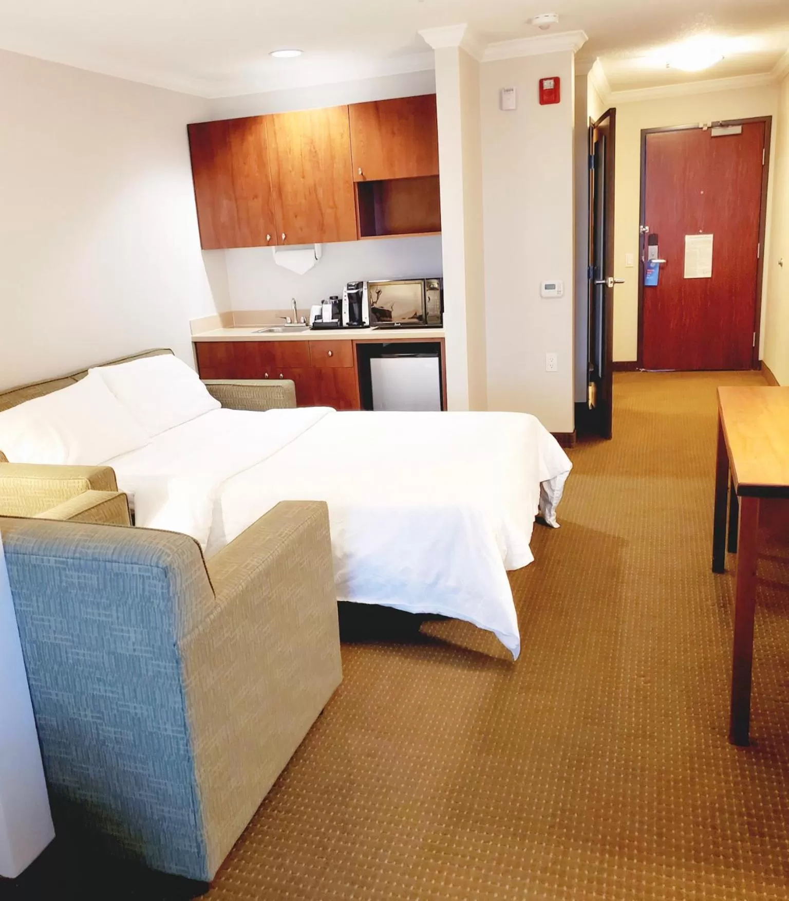 Bedroom, Bed in Holiday Inn Express Hotel & Suites Portland-Northwest Downtown by IHG