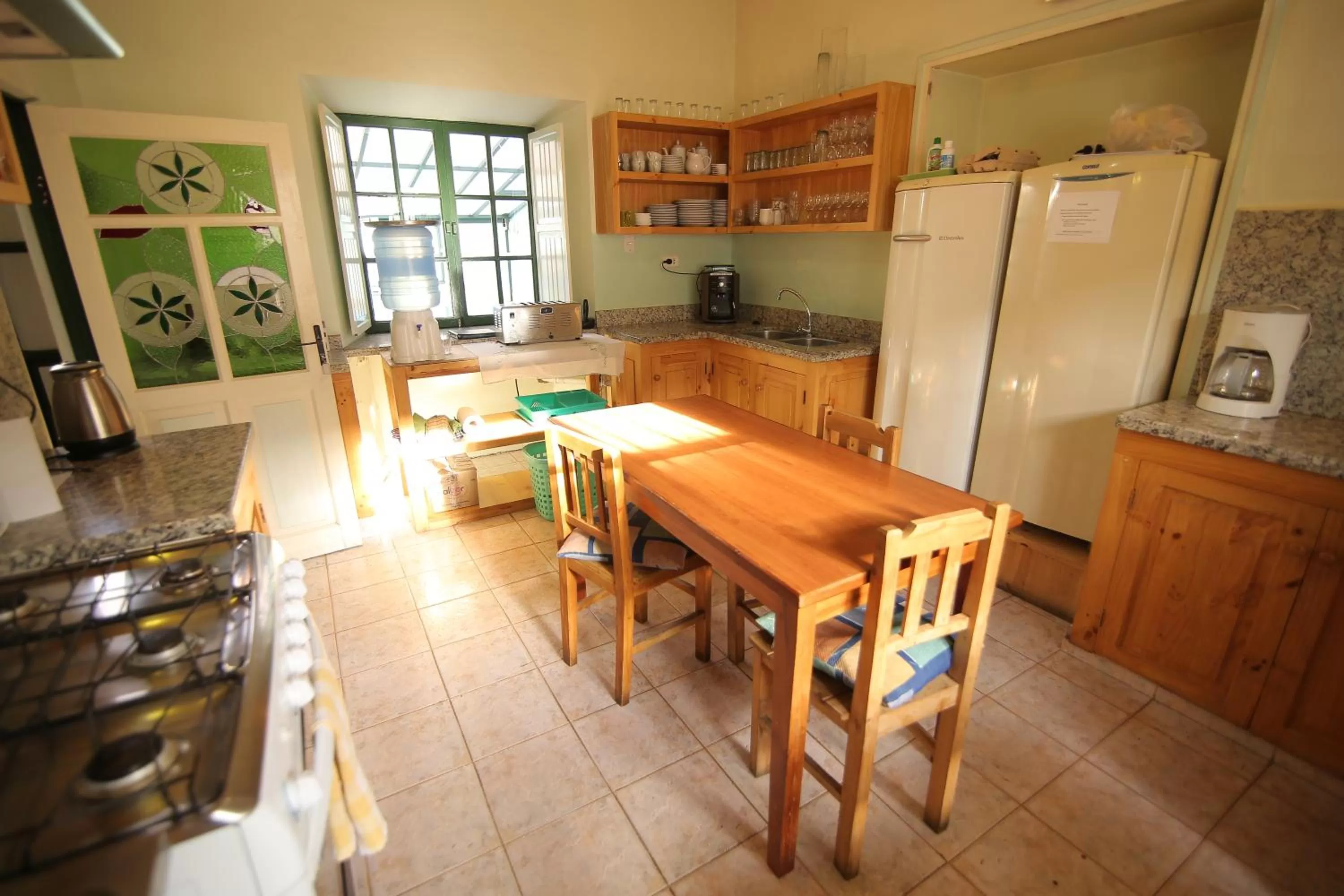 Property building, Restaurant/Places to Eat in Casa Verde B&B