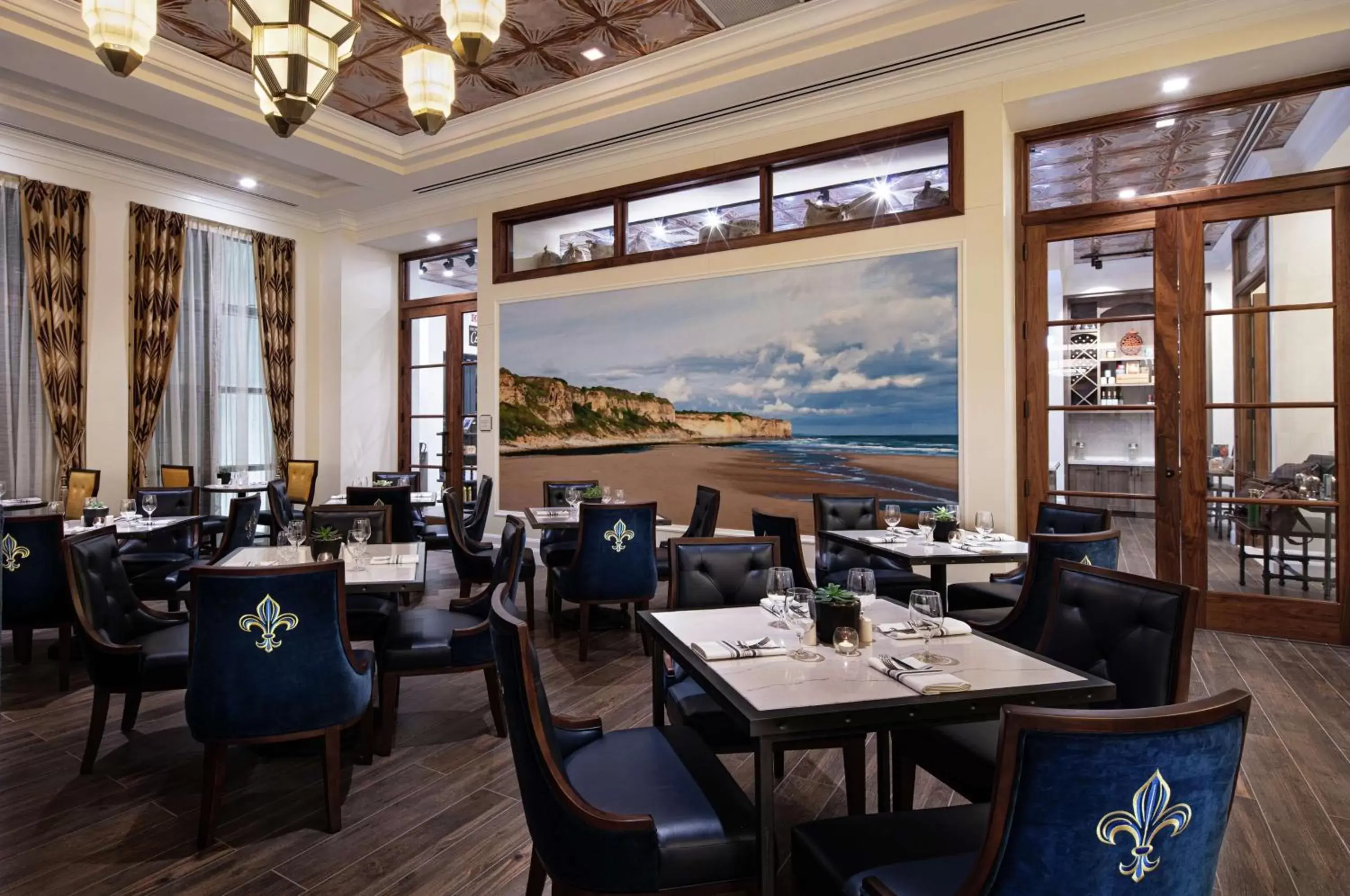 Dining area, Restaurant/Places to Eat in Higgins Hotel, Official Hotel of The National WWII Museum, Curio Collection by Hilton